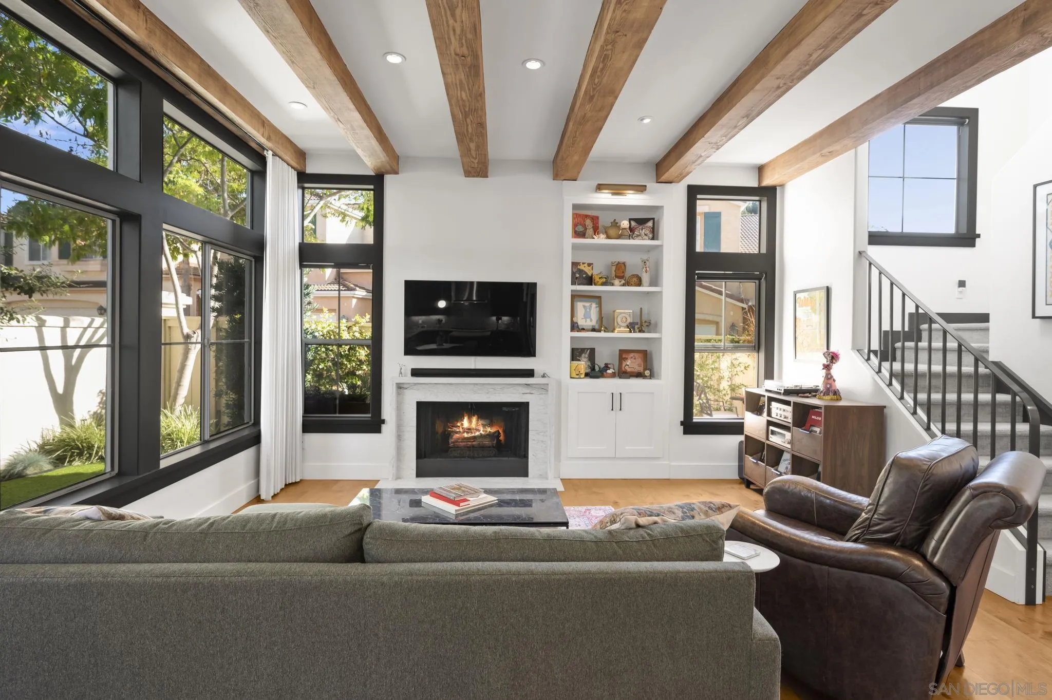 https://cdn.realtyfeed.com/cdn/127/260014111/29eca9b56f354a6924523d268bf505d8.webp