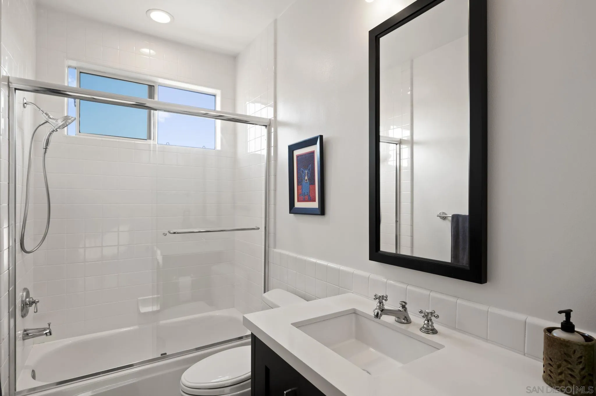 https://cdn.realtyfeed.com/cdn/127/260014111/3829bd5e065791f5c5a9bb1a0a4b80f0.webp