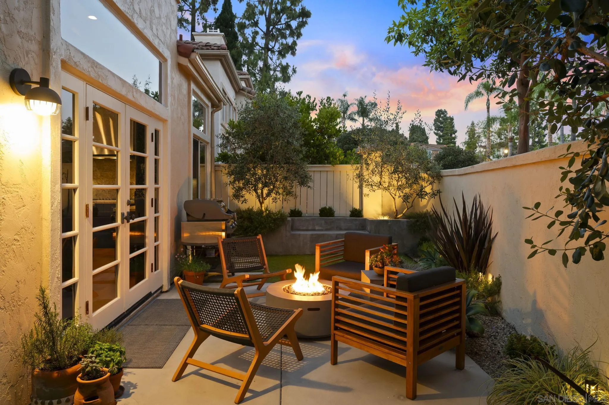 https://cdn.realtyfeed.com/cdn/127/260014111/3fd7f67abae7895550216f43d288965d.webp