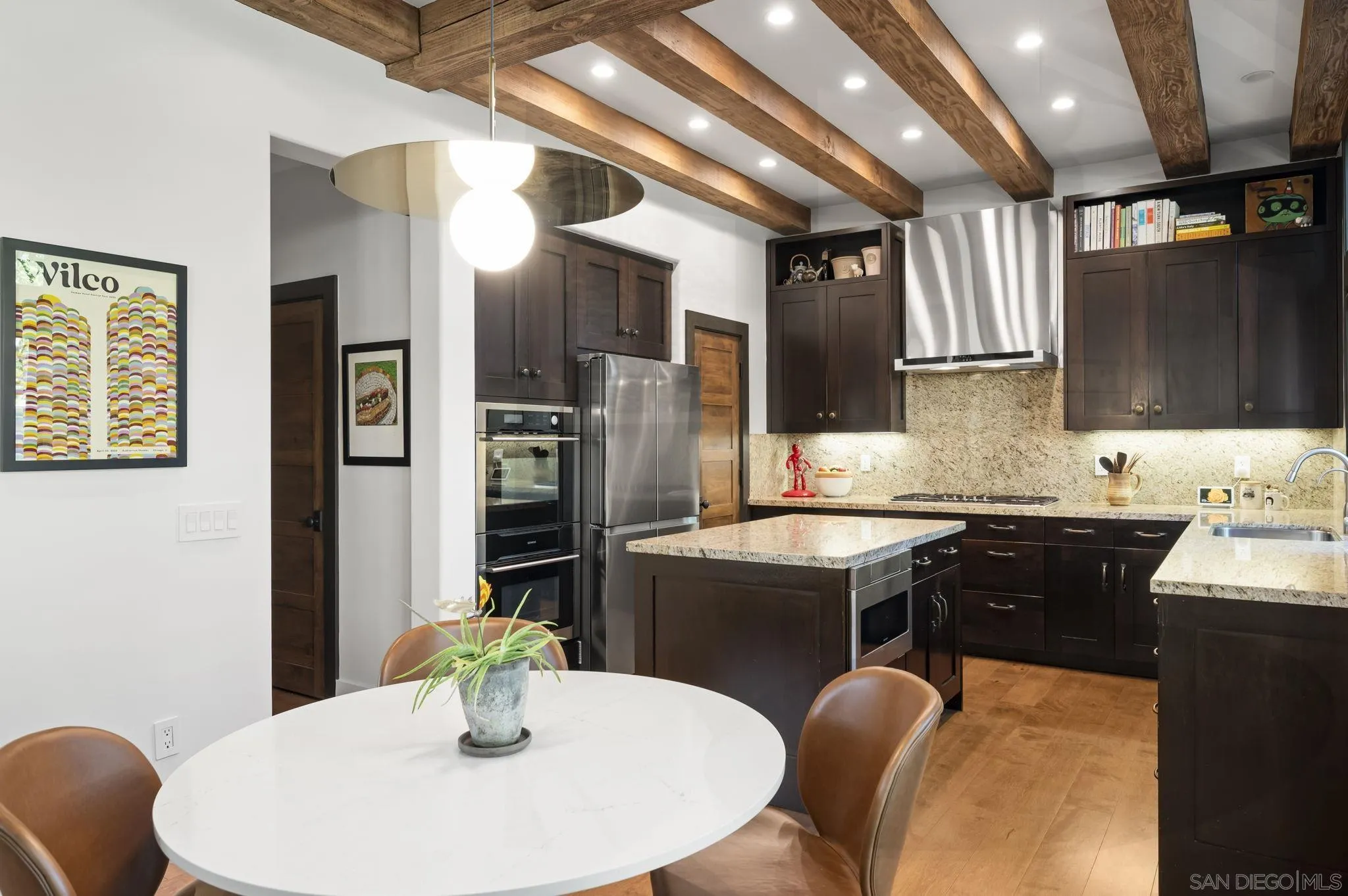 https://cdn.realtyfeed.com/cdn/127/260014111/5bc726ec7767004c9bde627812196234.webp