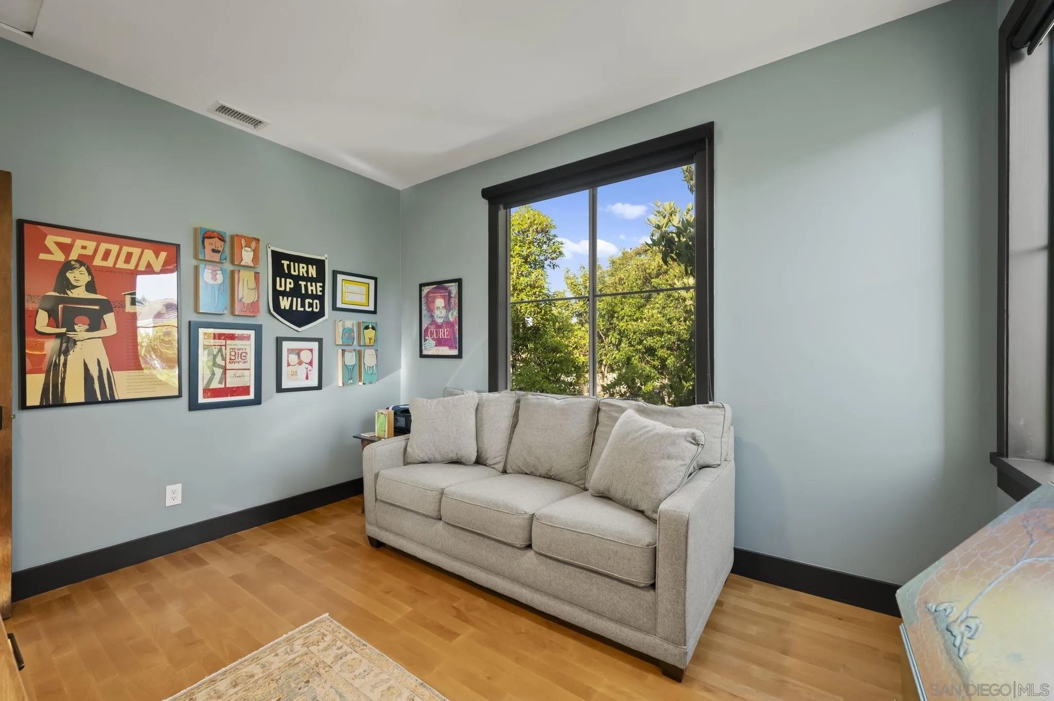 https://cdn.realtyfeed.com/cdn/127/260014111/7f024245340933874afe564ad33457f6.webp