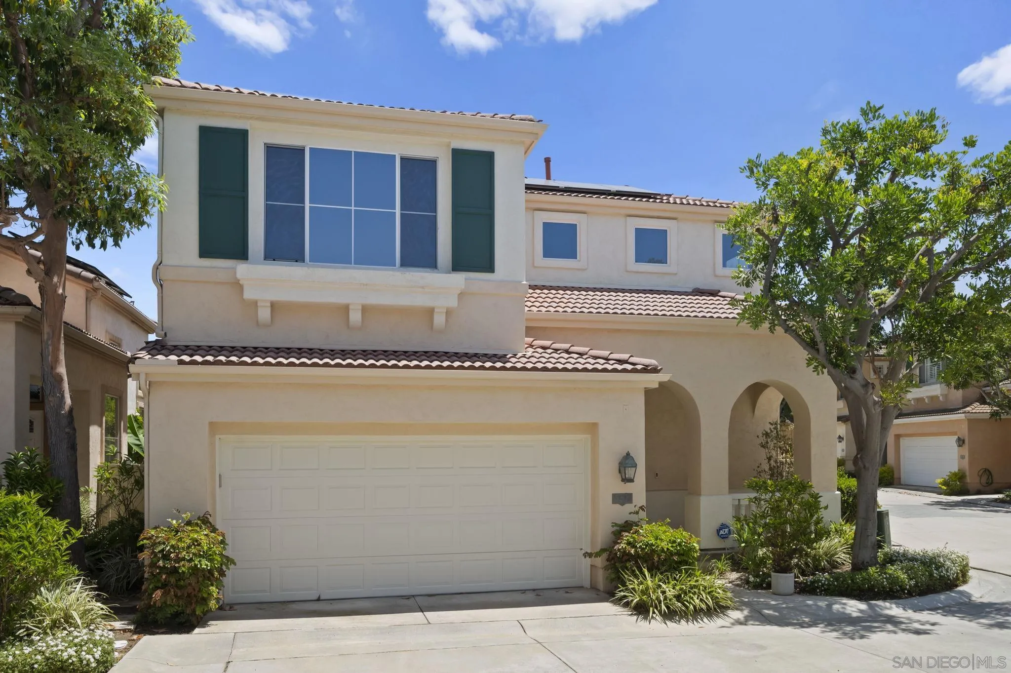 https://cdn.realtyfeed.com/cdn/127/260014111/b58b1b6e59960a2c16bbd66837add597.webp