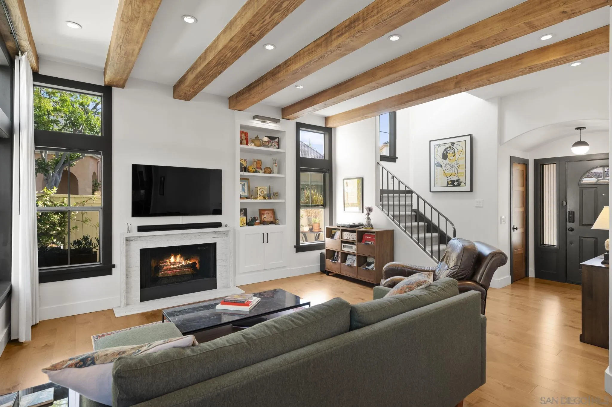 https://cdn.realtyfeed.com/cdn/127/260014111/c251760691d7d0d7b8b61d2b271025f1.webp
