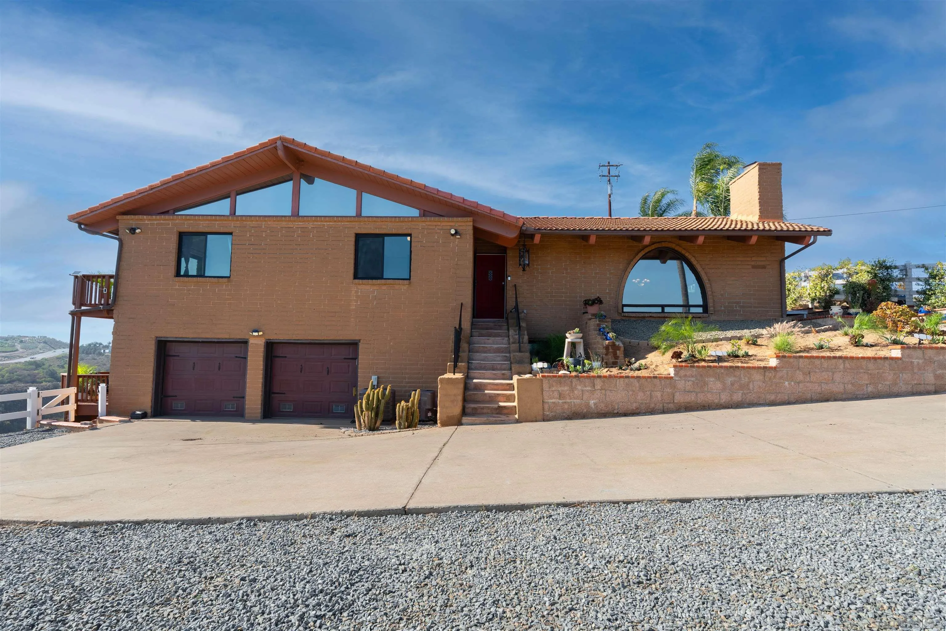 https://cdn.realtyfeed.com/cdn/127/260014112/224614e6bc3c6cae3a2dd57f4e2fe8a8.webp