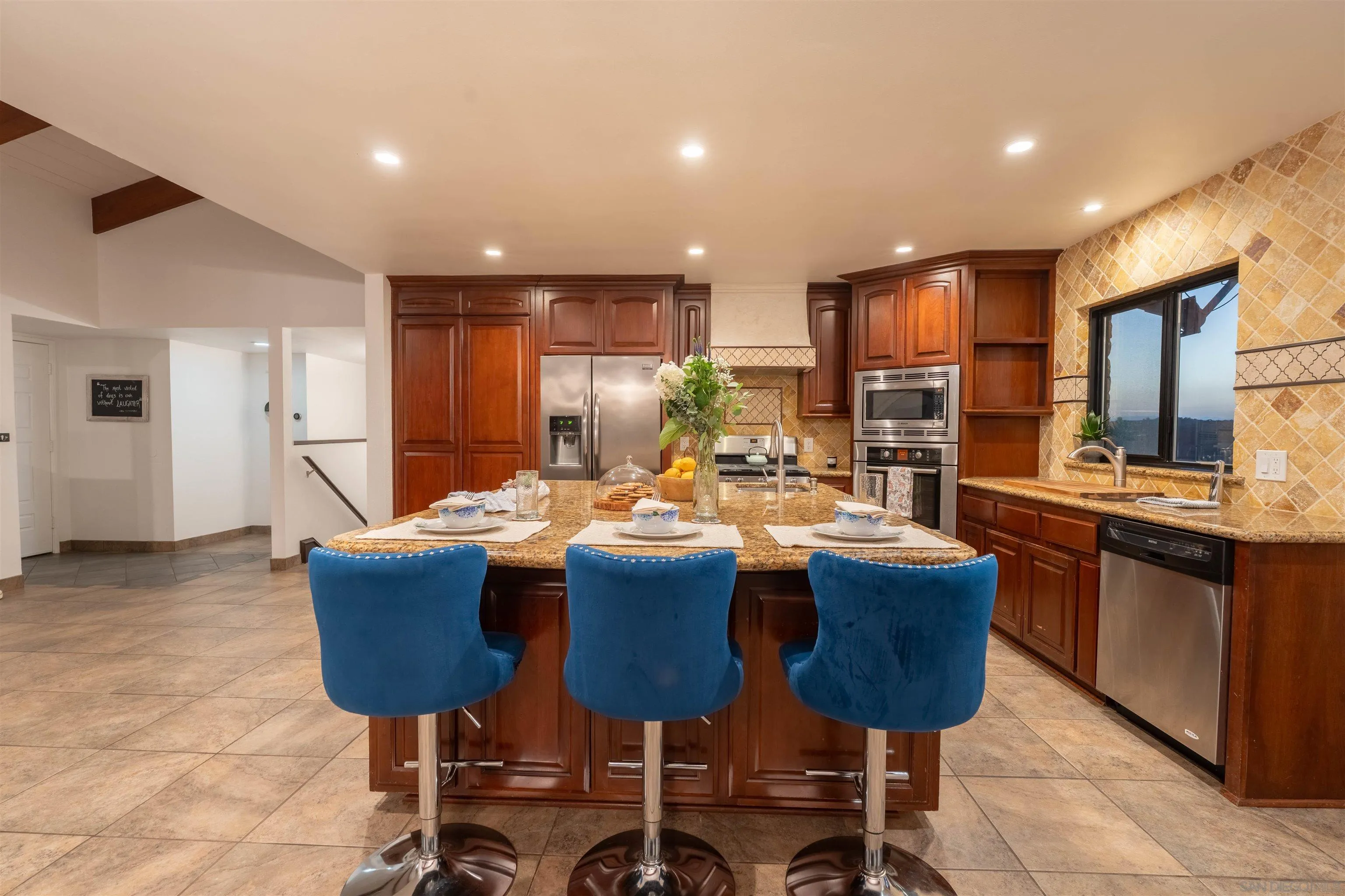 https://cdn.realtyfeed.com/cdn/127/260014112/7c06c362447b31d98ad7254fddf41cba.webp