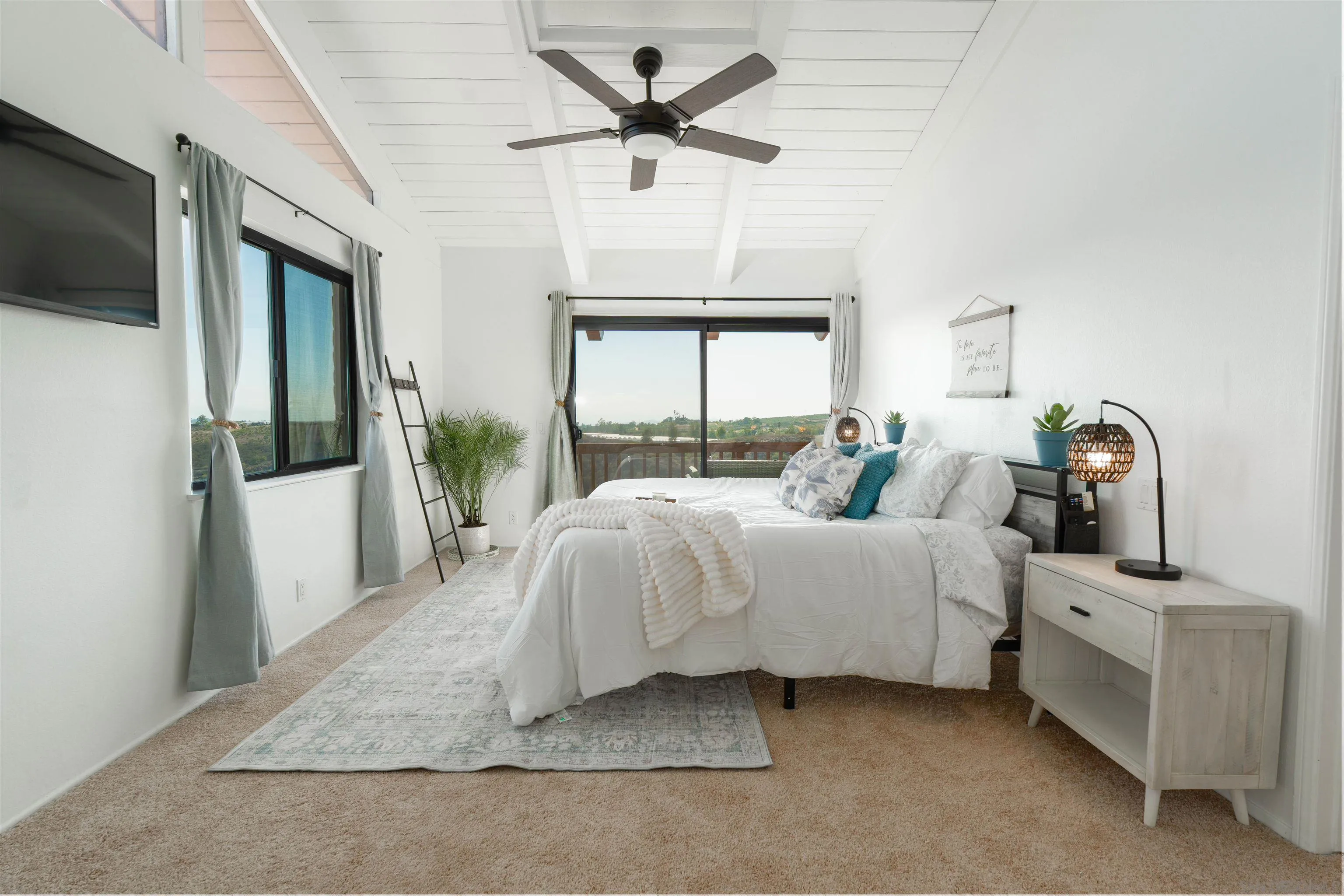 https://cdn.realtyfeed.com/cdn/127/260014112/d056d35933ab12e80ff2aa4b2d61626c.webp