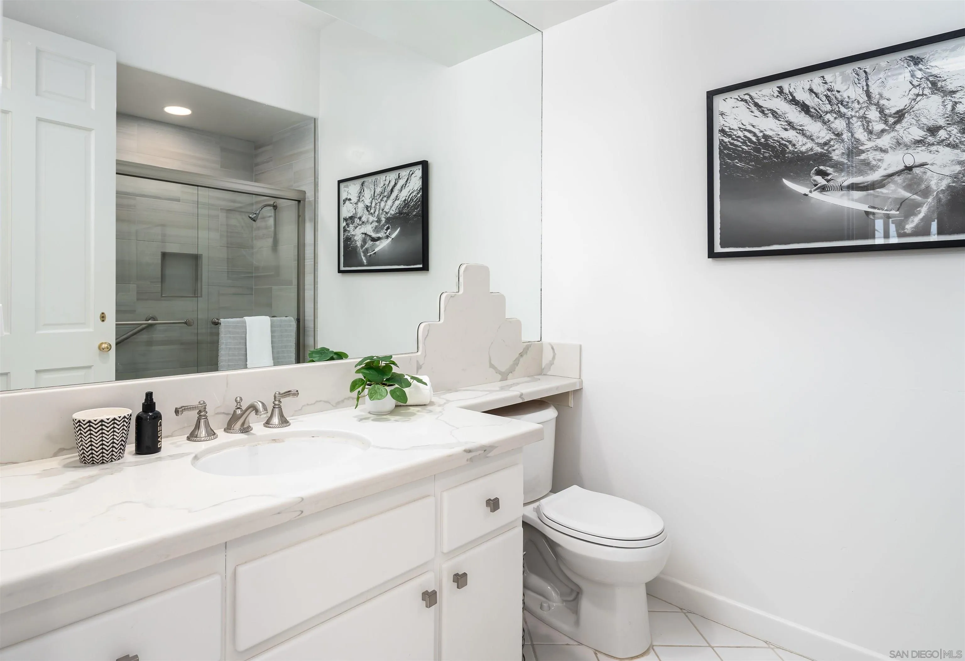 https://cdn.realtyfeed.com/cdn/127/260014115/2549871aeb3a8576123c034567e2e92f.webp