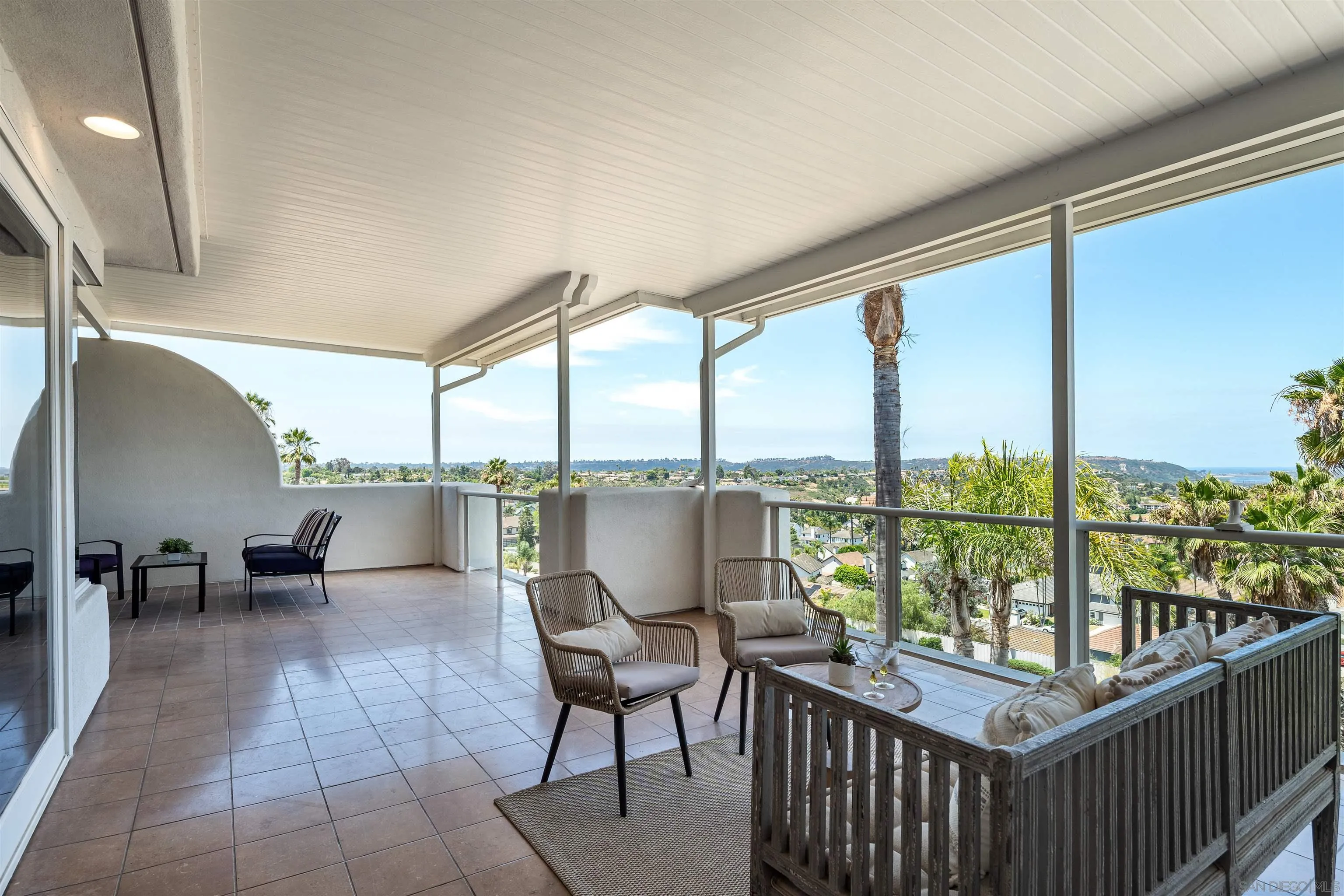 https://cdn.realtyfeed.com/cdn/127/260014115/6a888aabbedd3a4dc5cf1c7f7089e46f.webp