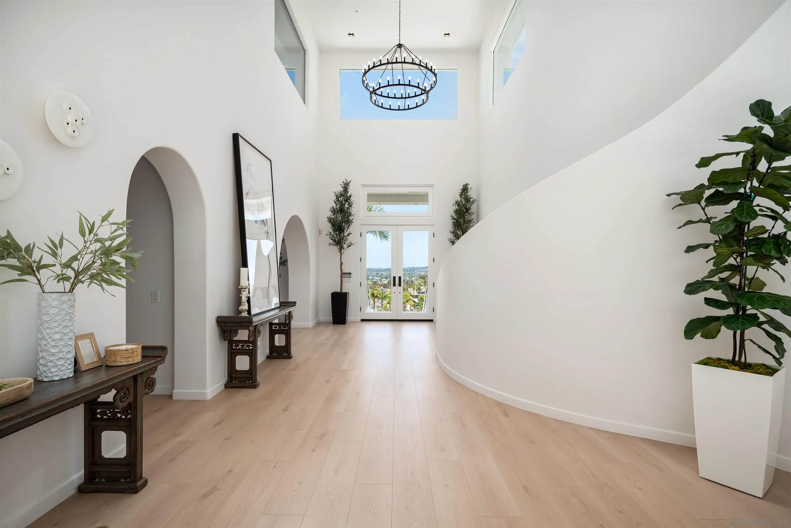 https://cdn.realtyfeed.com/cdn/127/260014115/c8d0c91555630bd24454d97d746a57f2.webp