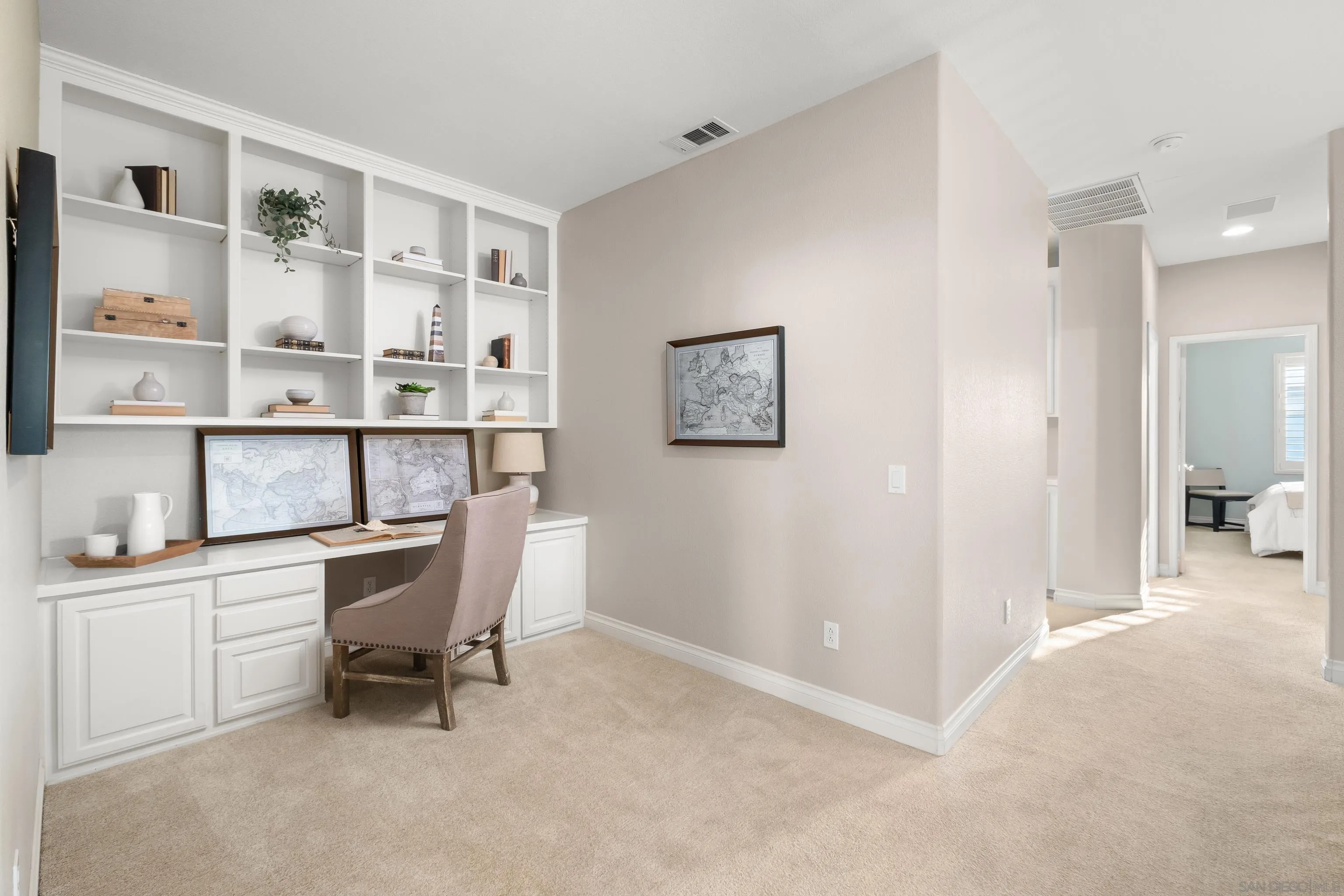 https://cdn.realtyfeed.com/cdn/127/260014117/2b576cb479d87abf6520a9191dce6bc9.webp