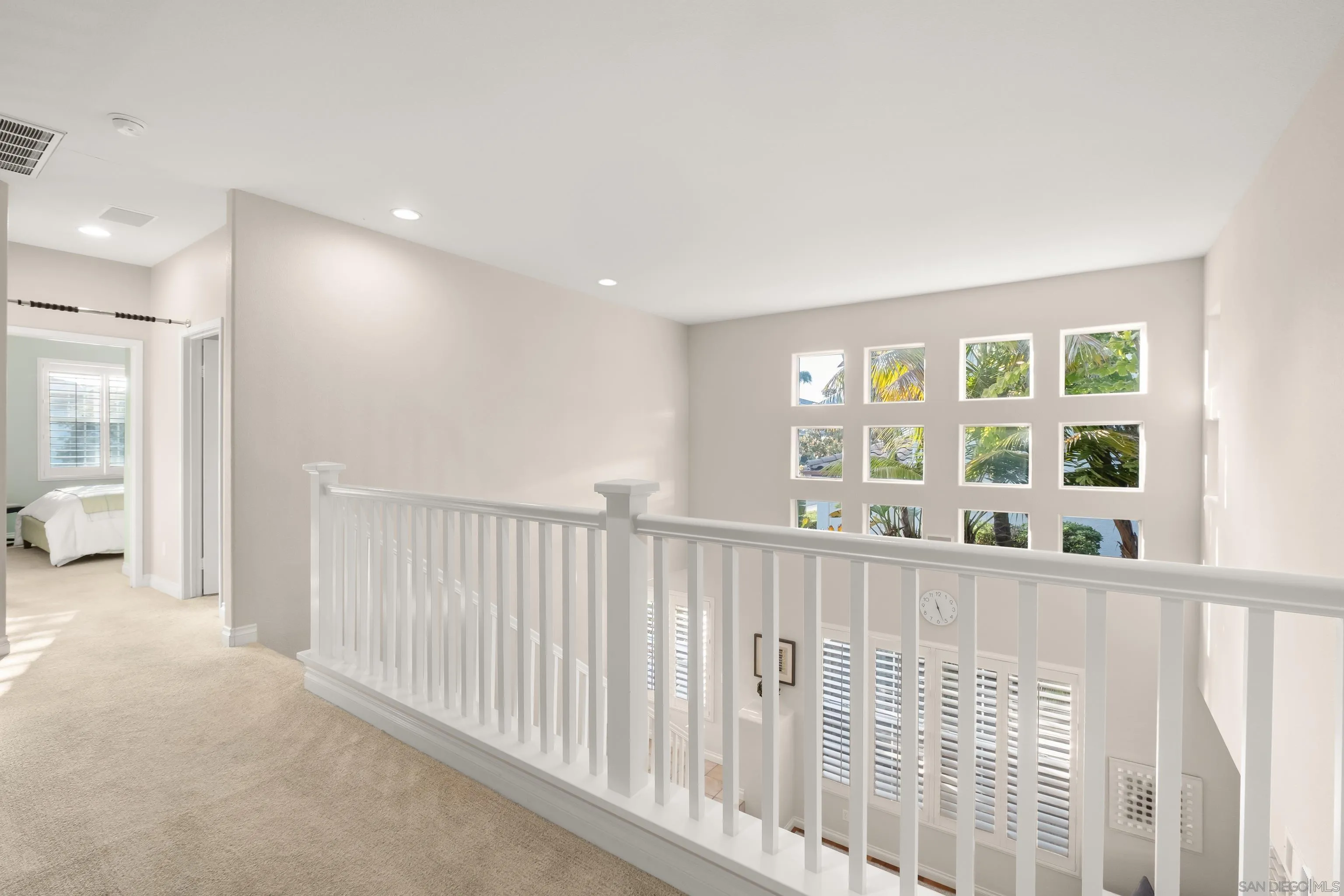 https://cdn.realtyfeed.com/cdn/127/260014117/7486a126df836a09a1f6b3b06dc7f3ba.webp
