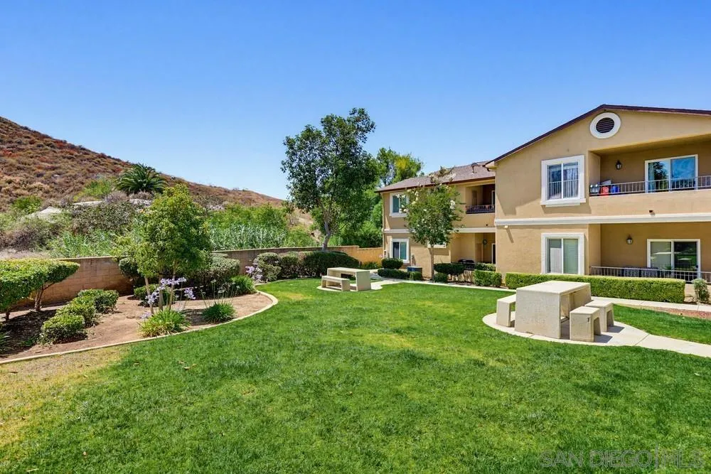 Photo #36: 260014121 Listing: Photo #36