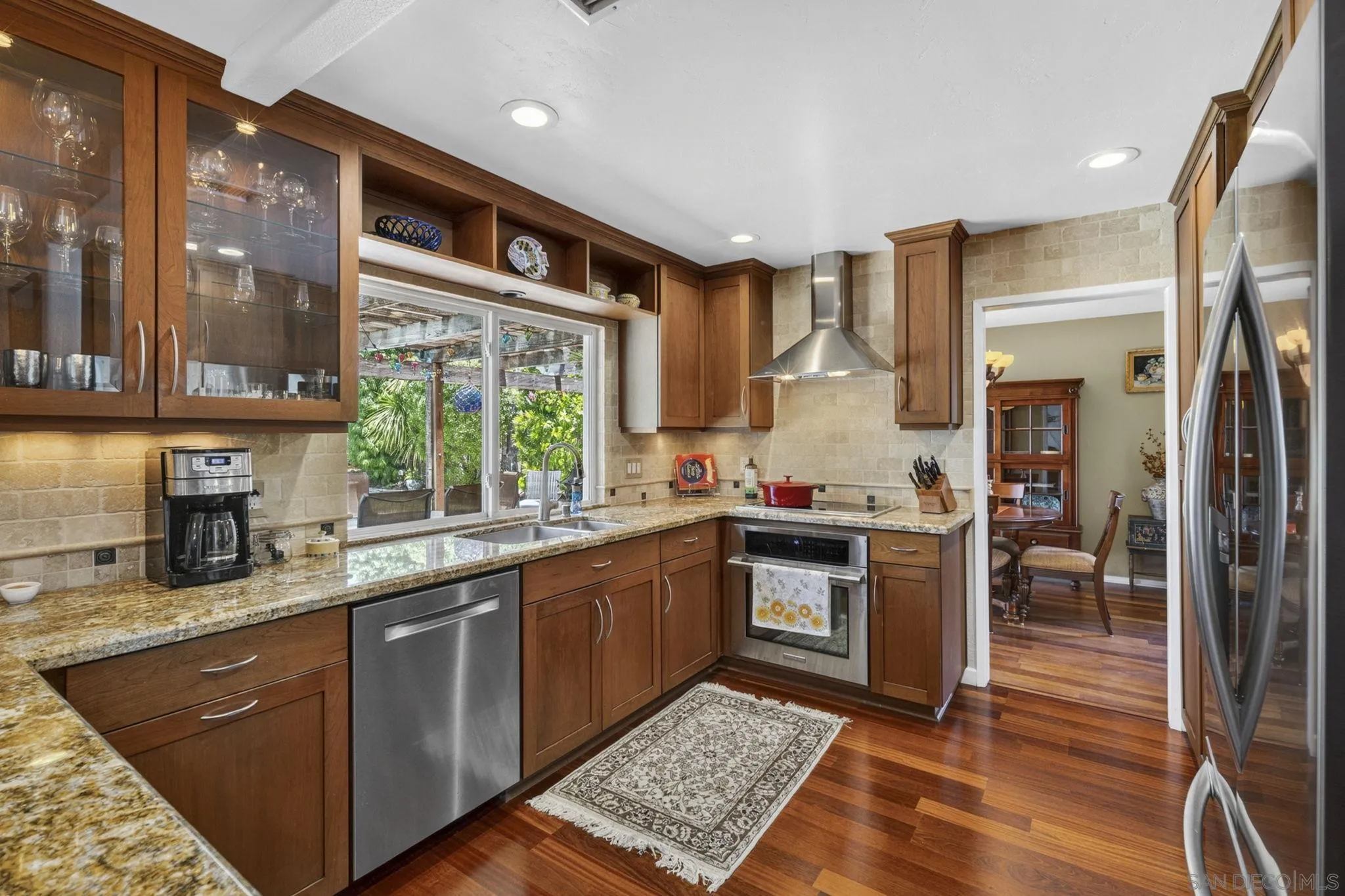 https://cdn.realtyfeed.com/cdn/127/260014122/b8e36be8ababec4d6926fea83648150d.webp