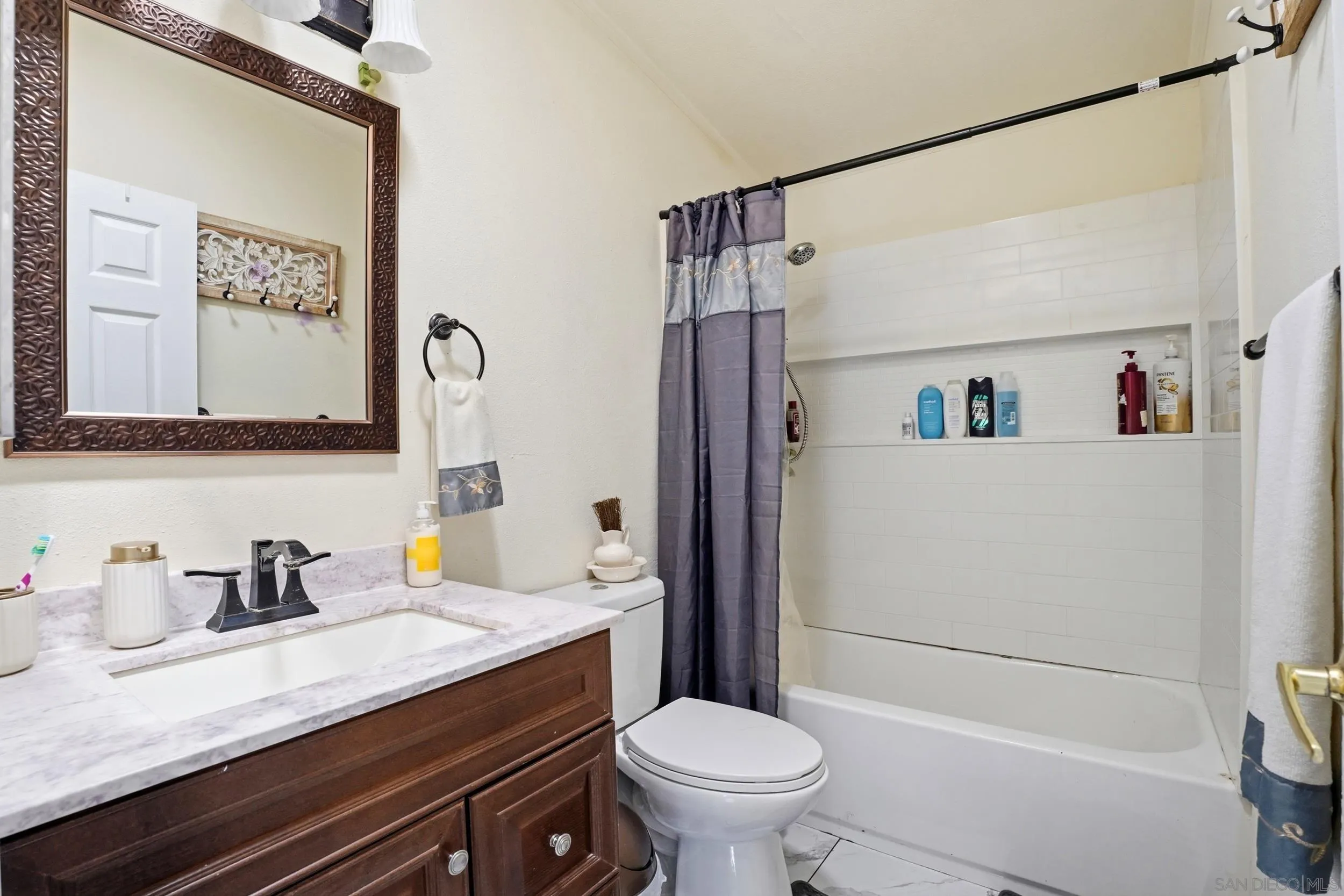 https://cdn.realtyfeed.com/cdn/127/260014123/d41aa02ad337cb0319b77e1684d01446.webp
