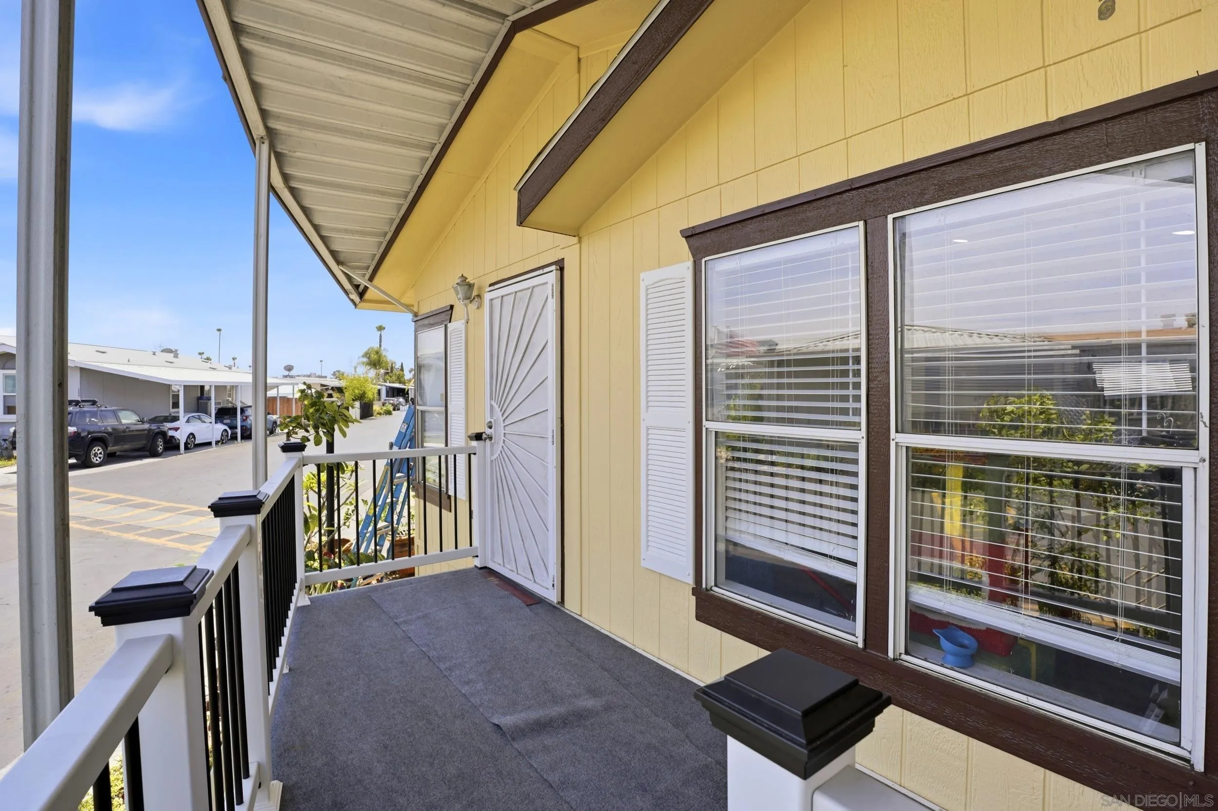 https://cdn.realtyfeed.com/cdn/127/260014123/decb30a746ec58380ce0d2d6f2a566ff.webp