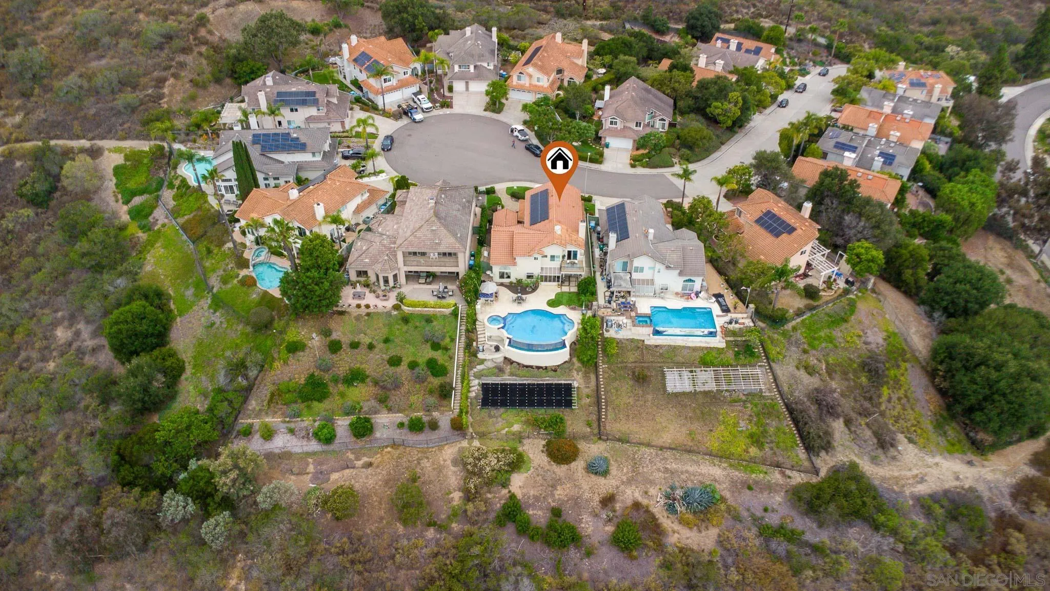 https://cdn.realtyfeed.com/cdn/127/260014128/2c208a6cceca0a953fea3f998e3cf3ee.webp