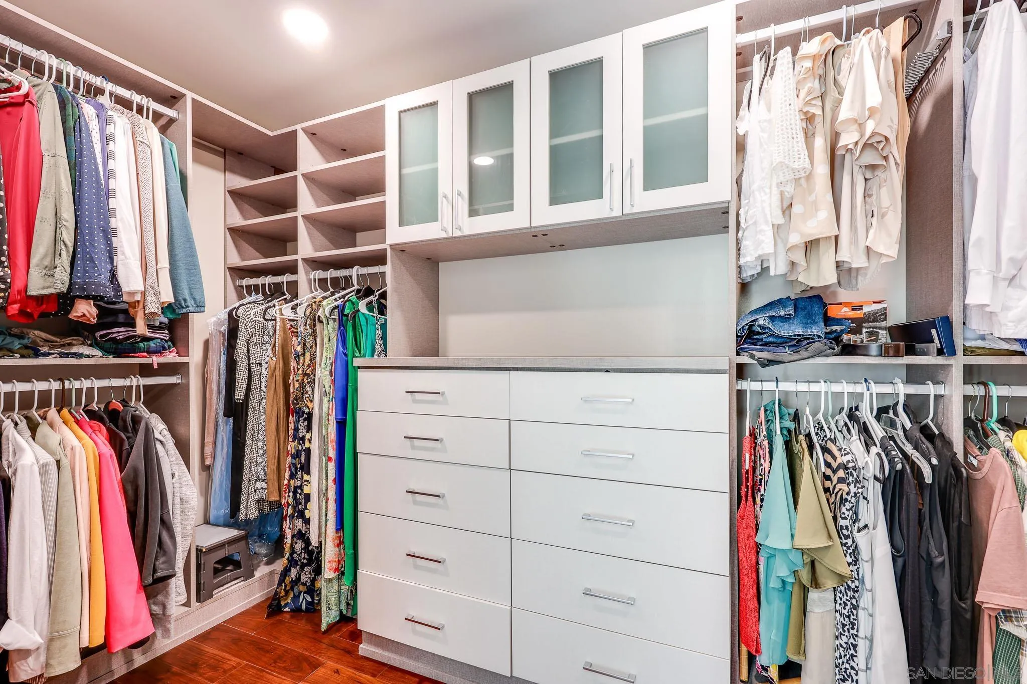 https://cdn.realtyfeed.com/cdn/127/260014128/3bdcfdd639cd845e692115edf592e2f3.webp