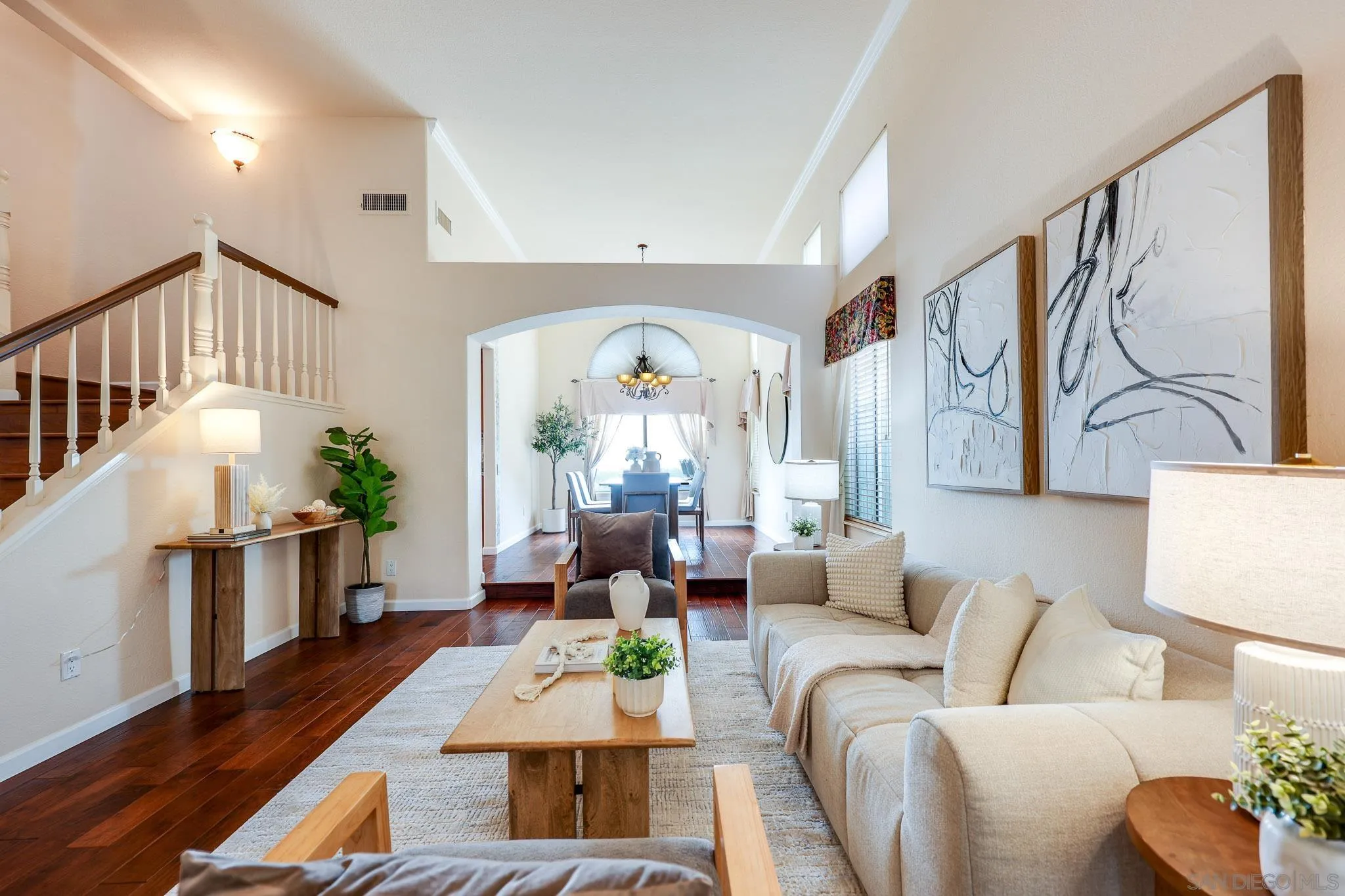 https://cdn.realtyfeed.com/cdn/127/260014128/a9bfd2941849fae110a97049b8abfa2e.webp