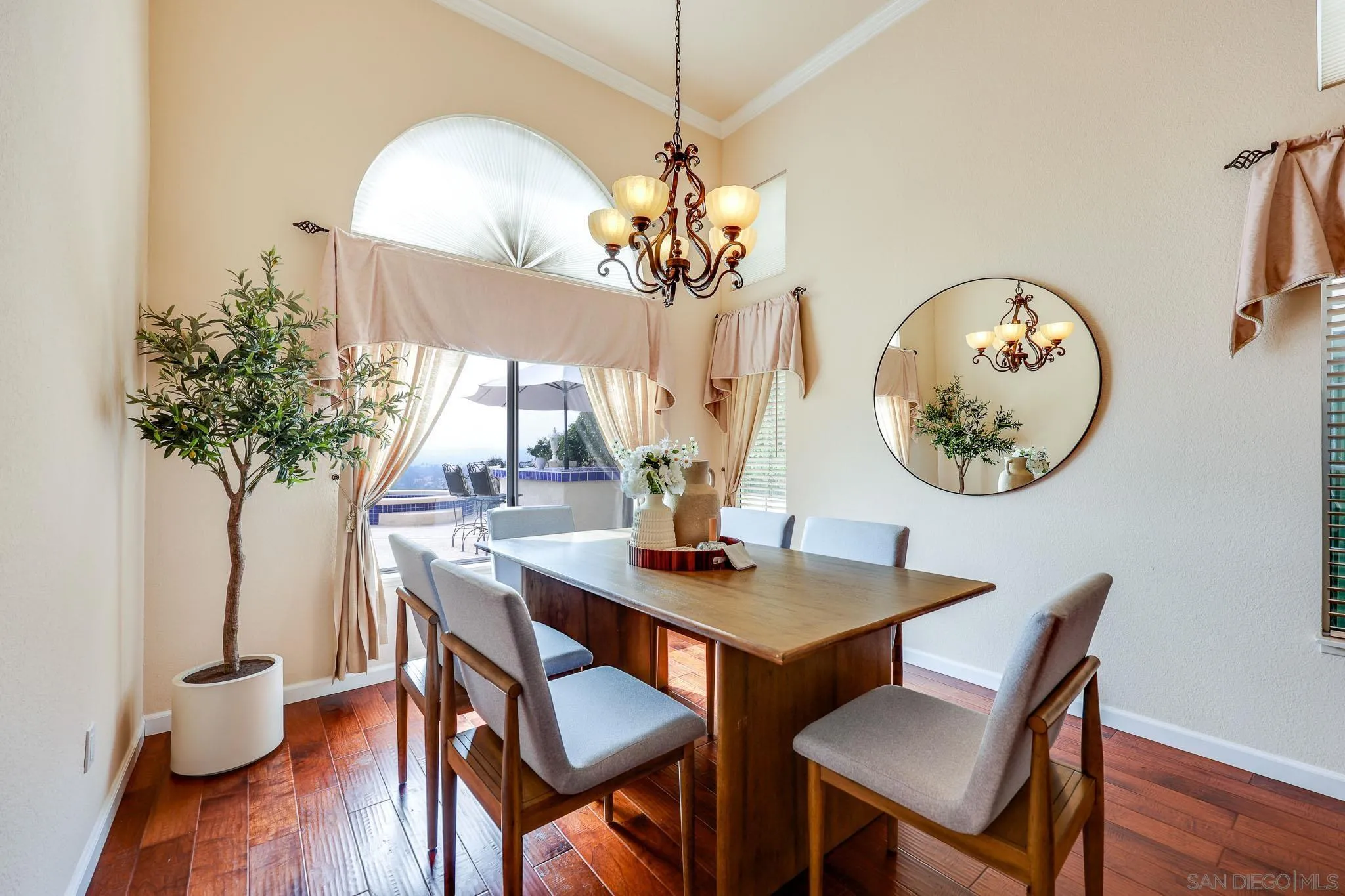 https://cdn.realtyfeed.com/cdn/127/260014128/cae5f63b855fb7e9c780063d39880df6.webp