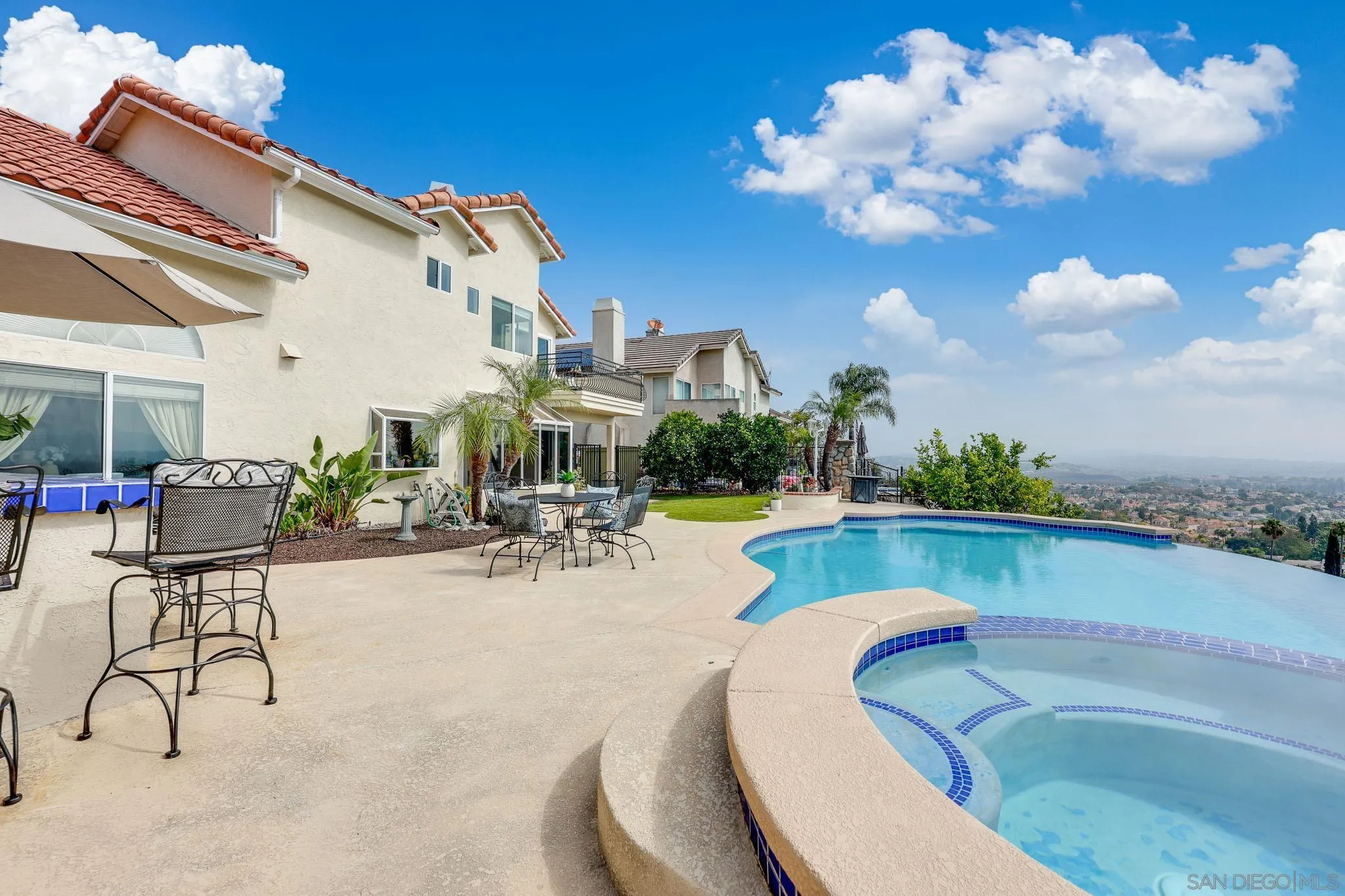 https://cdn.realtyfeed.com/cdn/127/260014128/f14e2e2b33629fe6a68412c5005213bc.webp