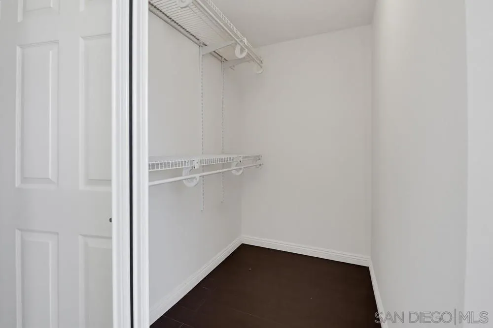 Photo #35: 260014130 Listing: Photo #35