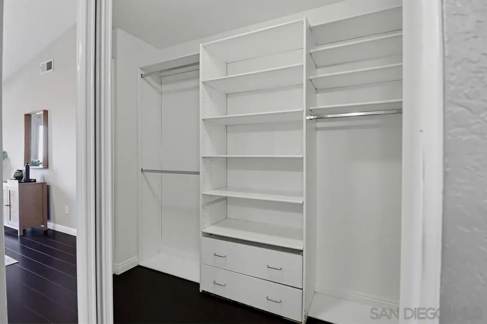 Photo #29: 260014130 Listing: Photo #29