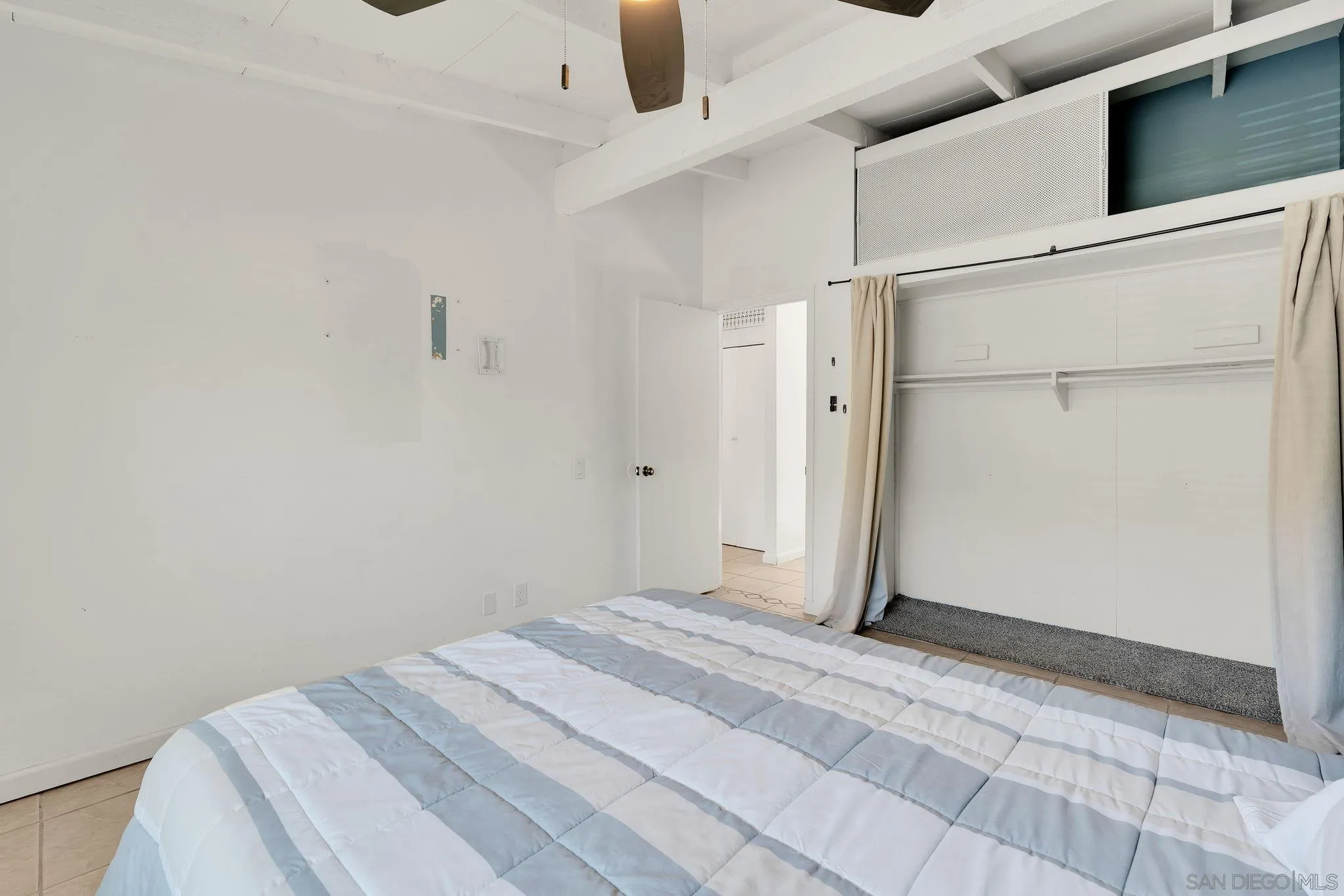 https://cdn.realtyfeed.com/cdn/127/260014131/18861c49d99f7c1fb6d237d1ebf81616.webp