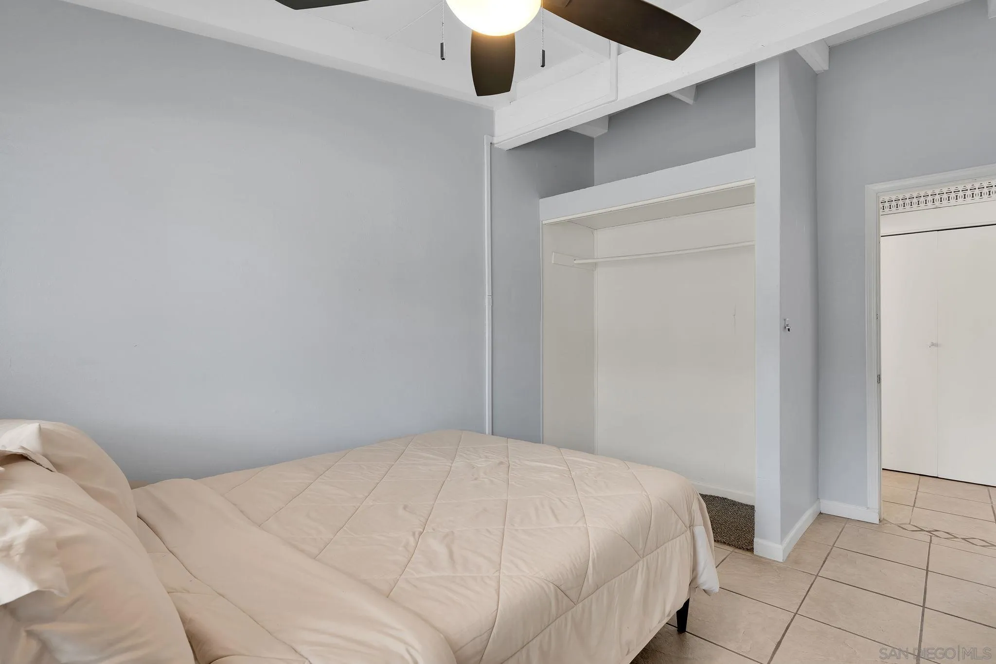 https://cdn.realtyfeed.com/cdn/127/260014131/5c32add4aff22b1328eb5aac9e68644c.webp