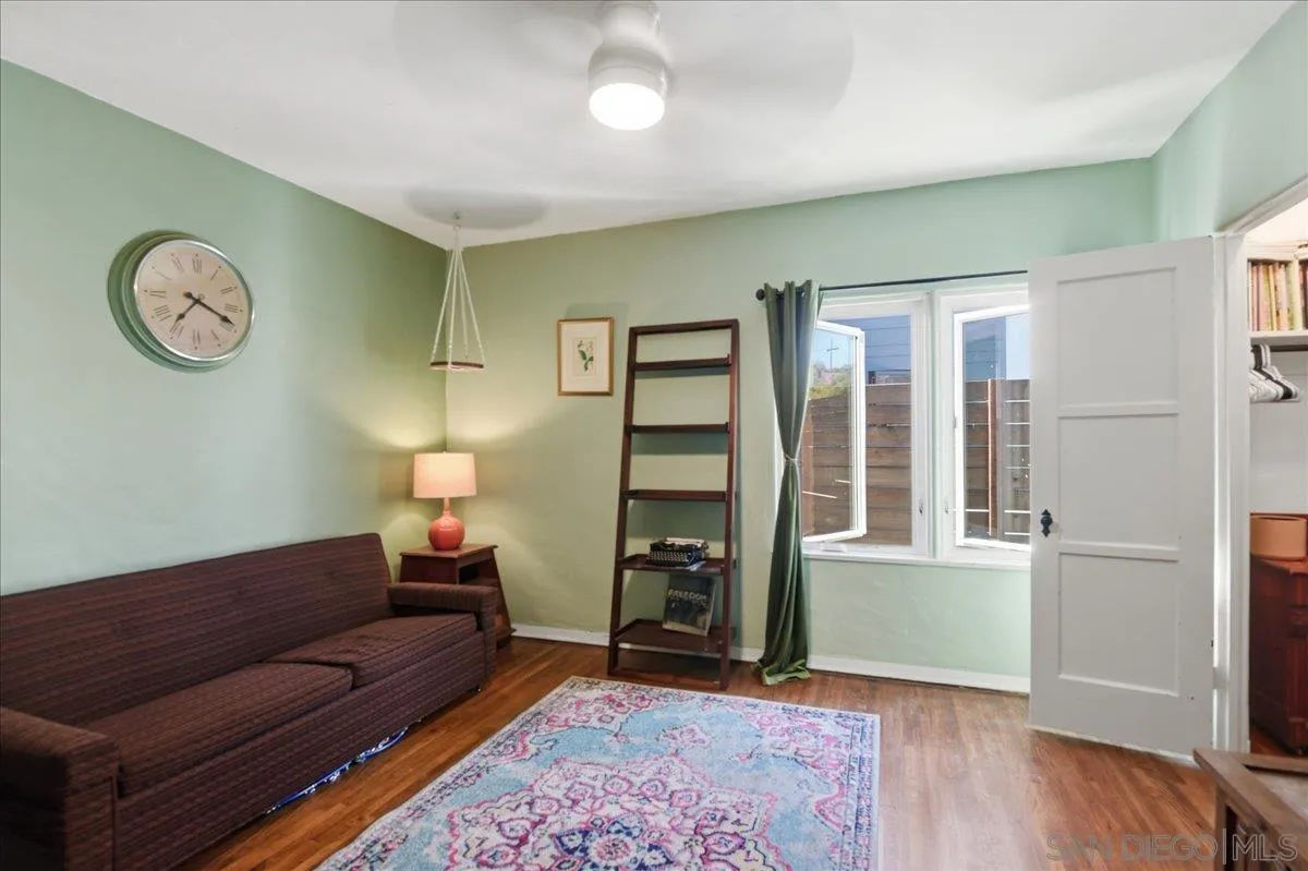 https://cdn.realtyfeed.com/cdn/127/260014133/329af807aecb3e7632a99c742d178b8b.webp