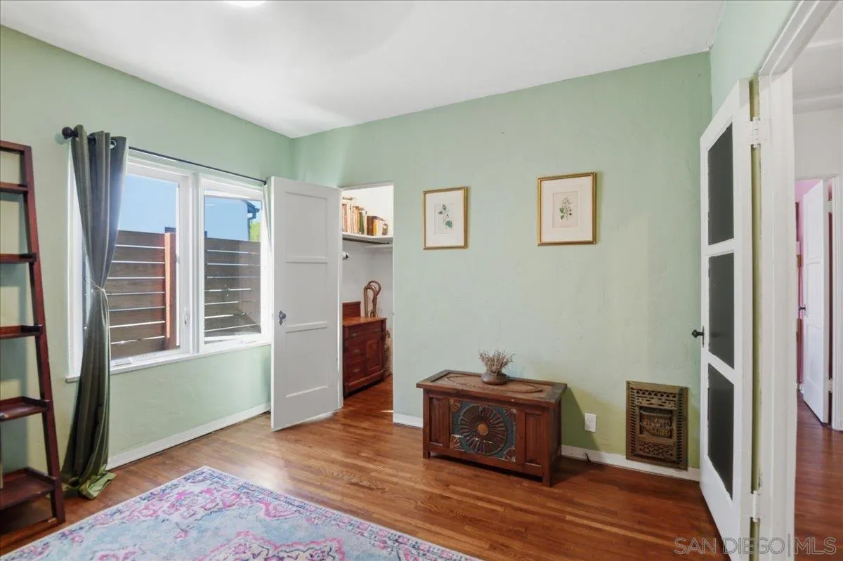 https://cdn.realtyfeed.com/cdn/127/260014133/444f805df299435f579cc9ec5cef8351.webp