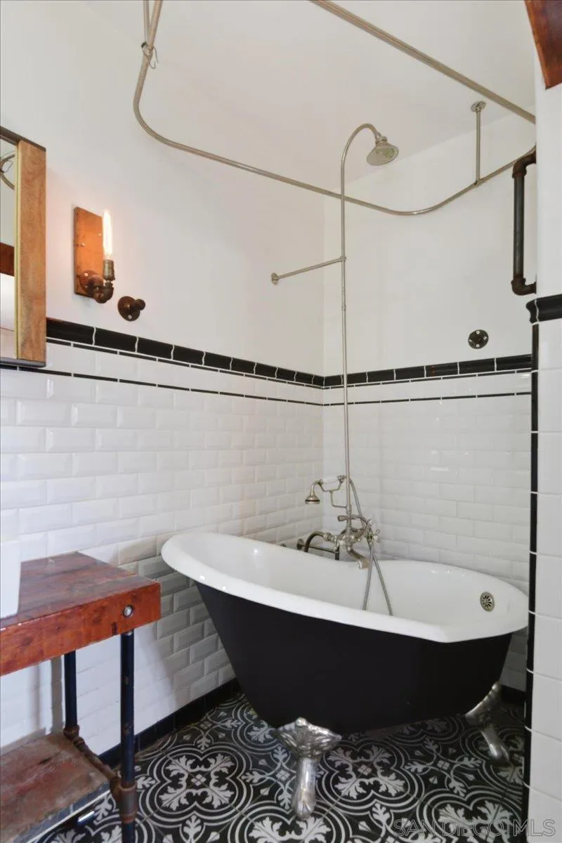 https://cdn.realtyfeed.com/cdn/127/260014133/c01ad9e6281e15cc1ca456be08f45c56.webp