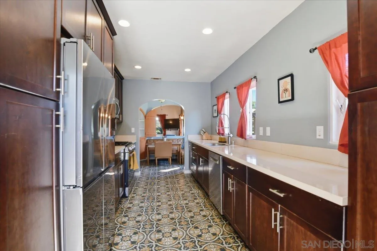 https://cdn.realtyfeed.com/cdn/127/260014133/efb071a902cf73bc31d76f6eb5c42dcc.webp