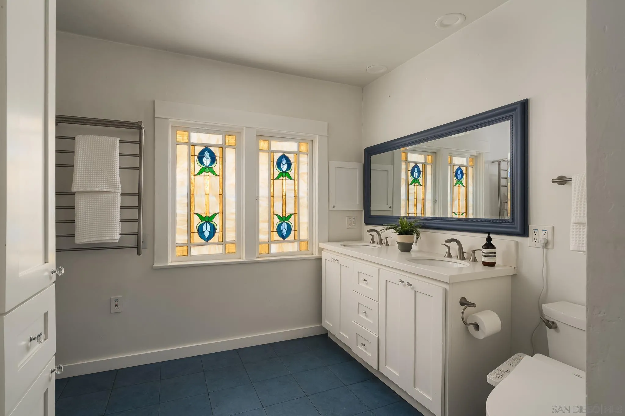 https://cdn.realtyfeed.com/cdn/127/260014136/b56a32766b8ea6ba67a8c836d2382da6.webp