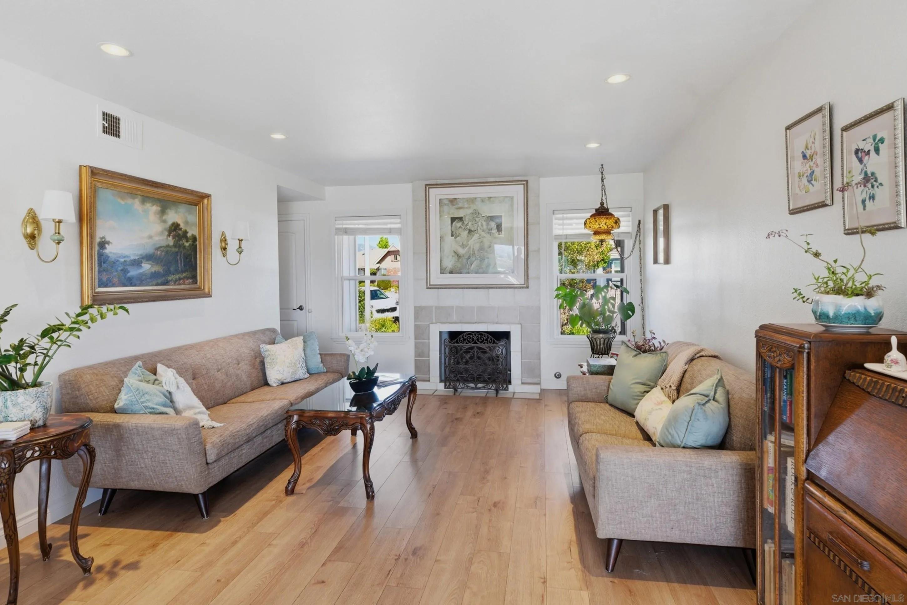 https://cdn.realtyfeed.com/cdn/127/260014144/10a693eac483c5cd1fc8f4bccc086370.webp