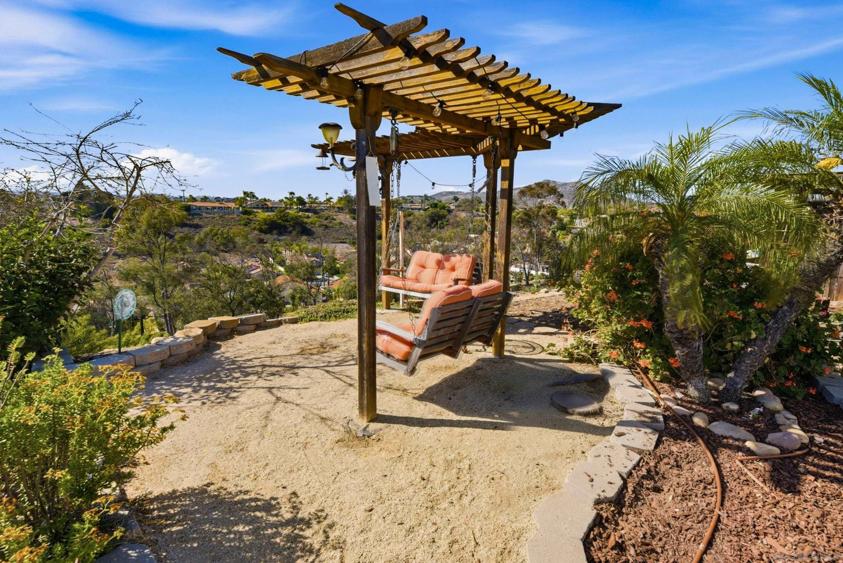 https://cdn.realtyfeed.com/cdn/127/260014144/3649095ad4e3a7d334846f8ebedff64f.webp