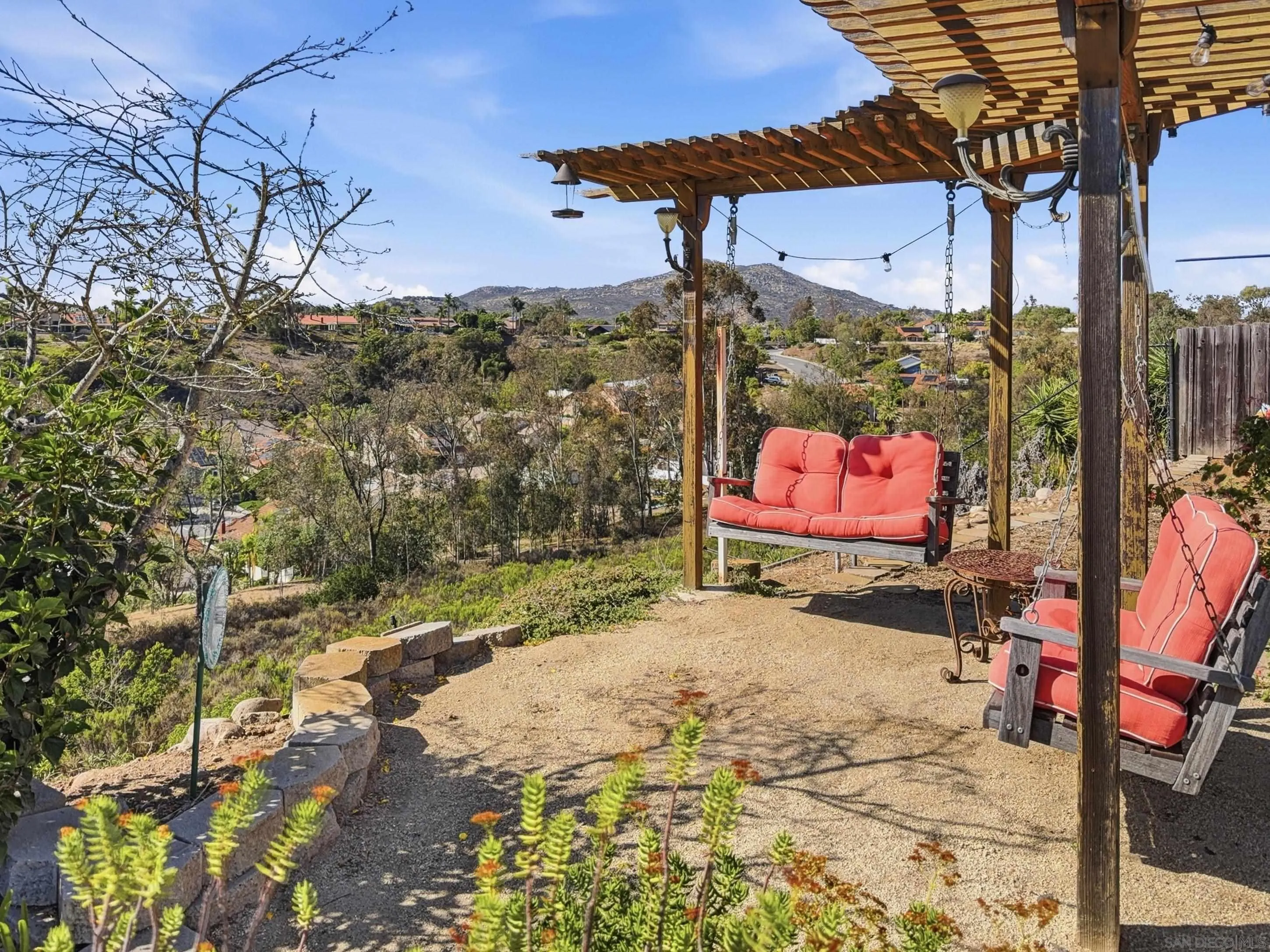 https://cdn.realtyfeed.com/cdn/127/260014144/487aa7bb309a8c0a5e89c6db7e083f02.webp