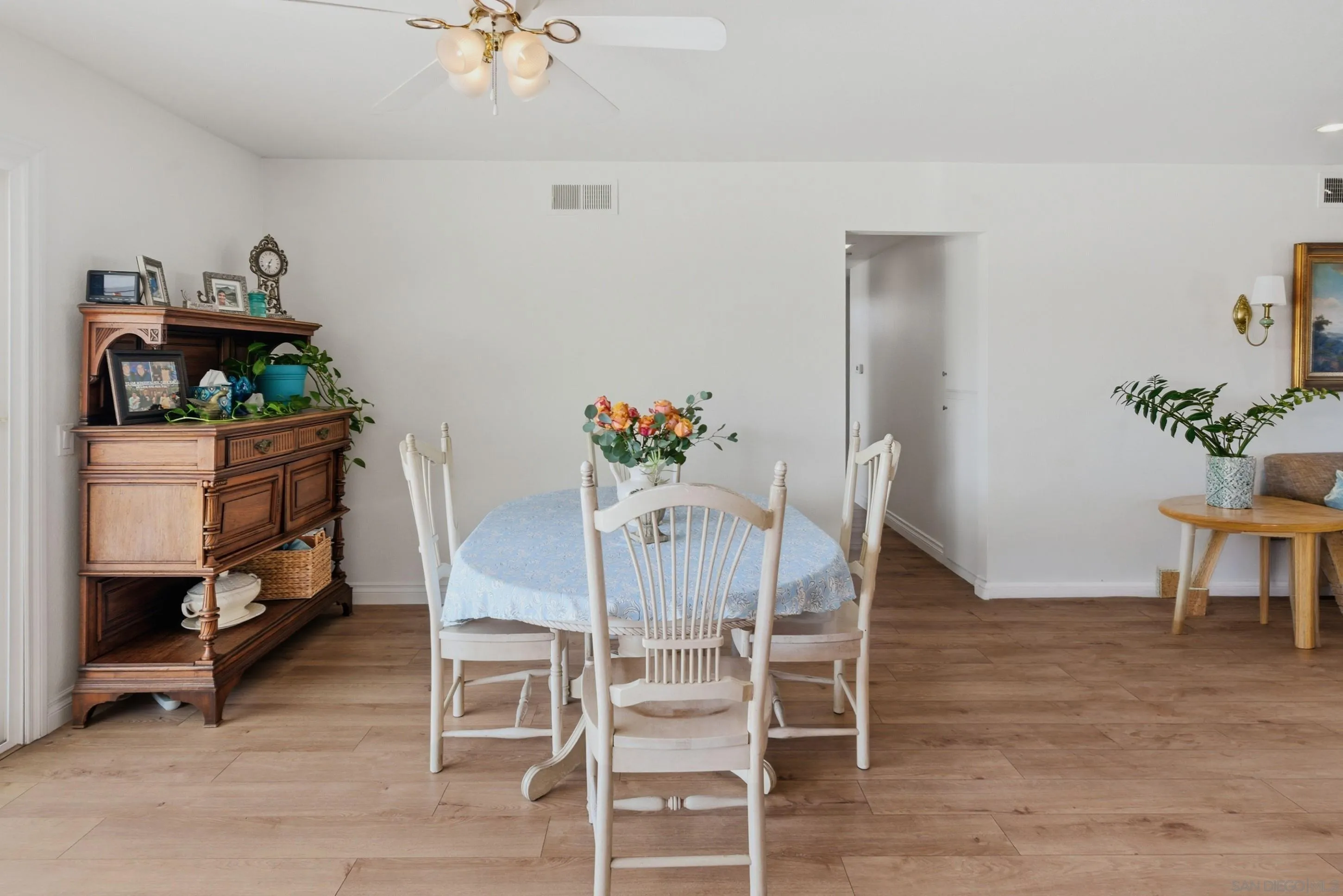 https://cdn.realtyfeed.com/cdn/127/260014144/69314767e8fa59cd80029c4dc0023cfa.webp