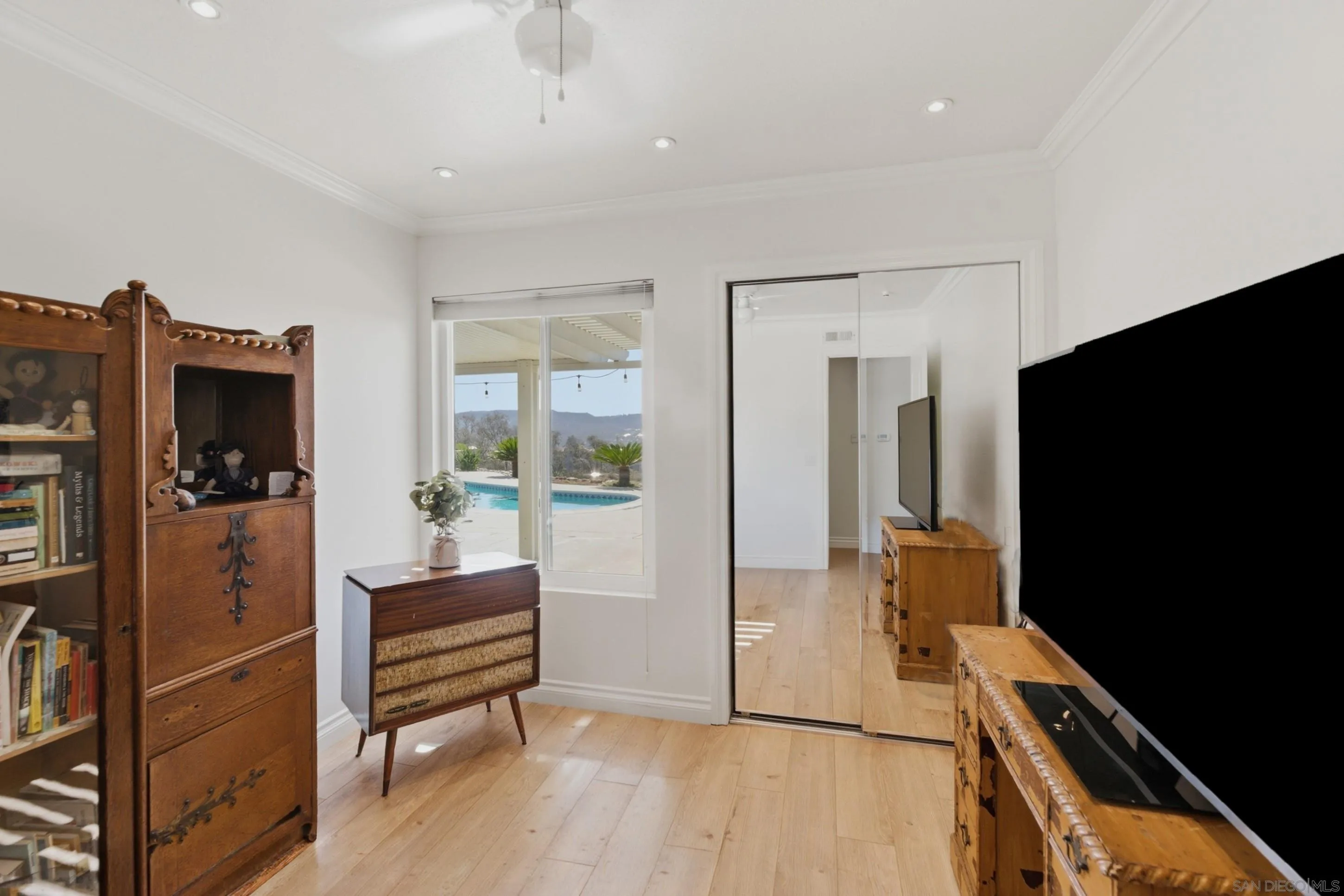 https://cdn.realtyfeed.com/cdn/127/260014144/aad5cb85df78bfaec4fc5772adb65854.webp
