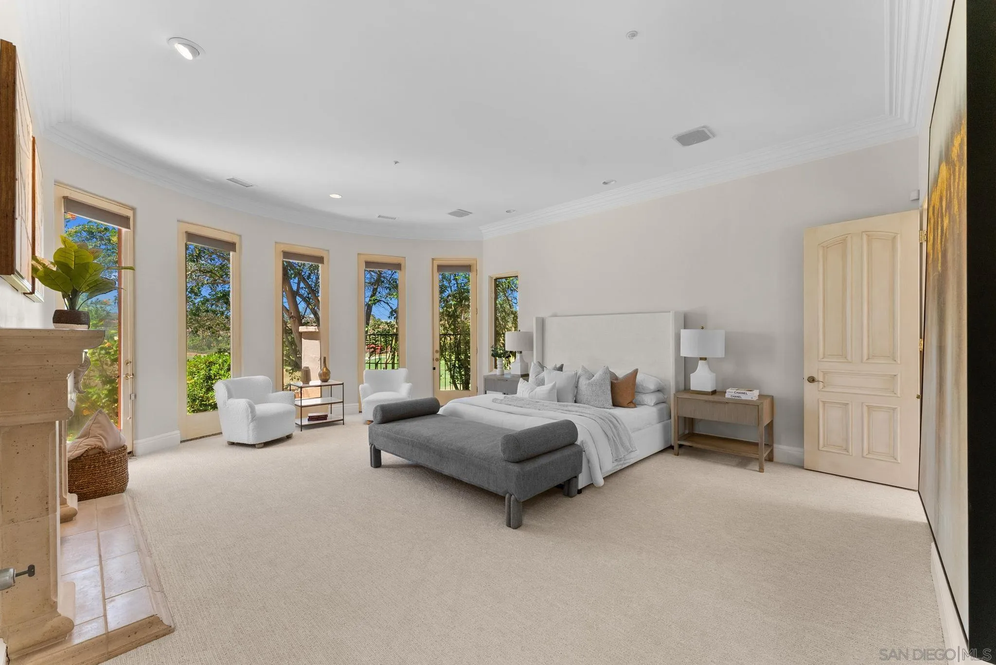https://cdn.realtyfeed.com/cdn/127/260014145/21b0f0b69abe69fd0c42bd71c6734790.webp