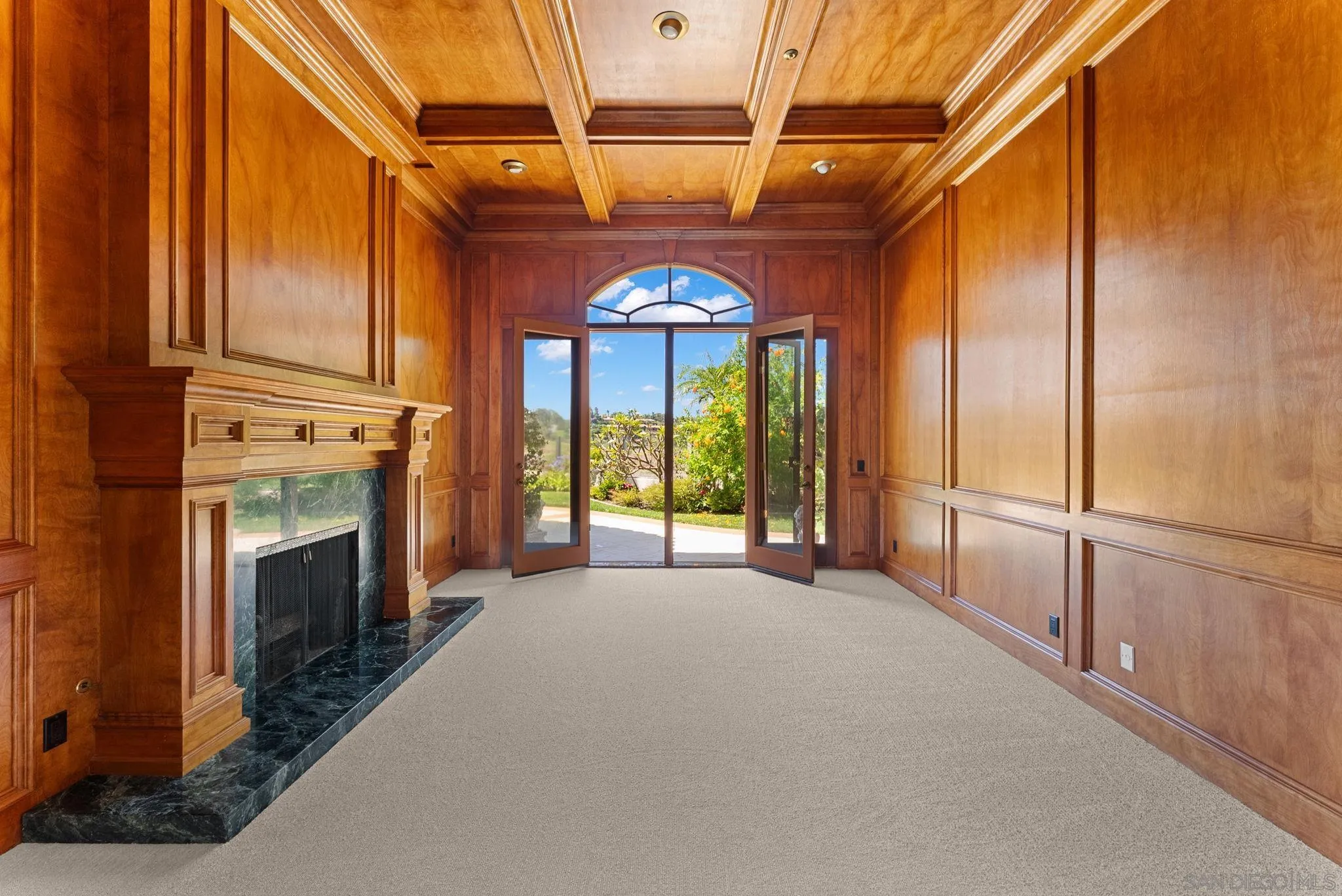 https://cdn.realtyfeed.com/cdn/127/260014145/a77e61d89c8303bdc68ebf793294ca76.webp
