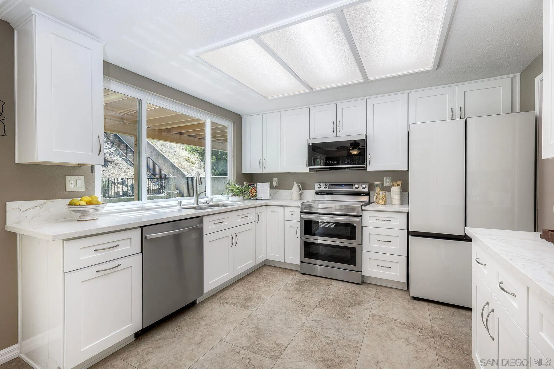 https://cdn.realtyfeed.com/cdn/127/260014146/5d370c0c72c5e9d4990880d963873819.webp