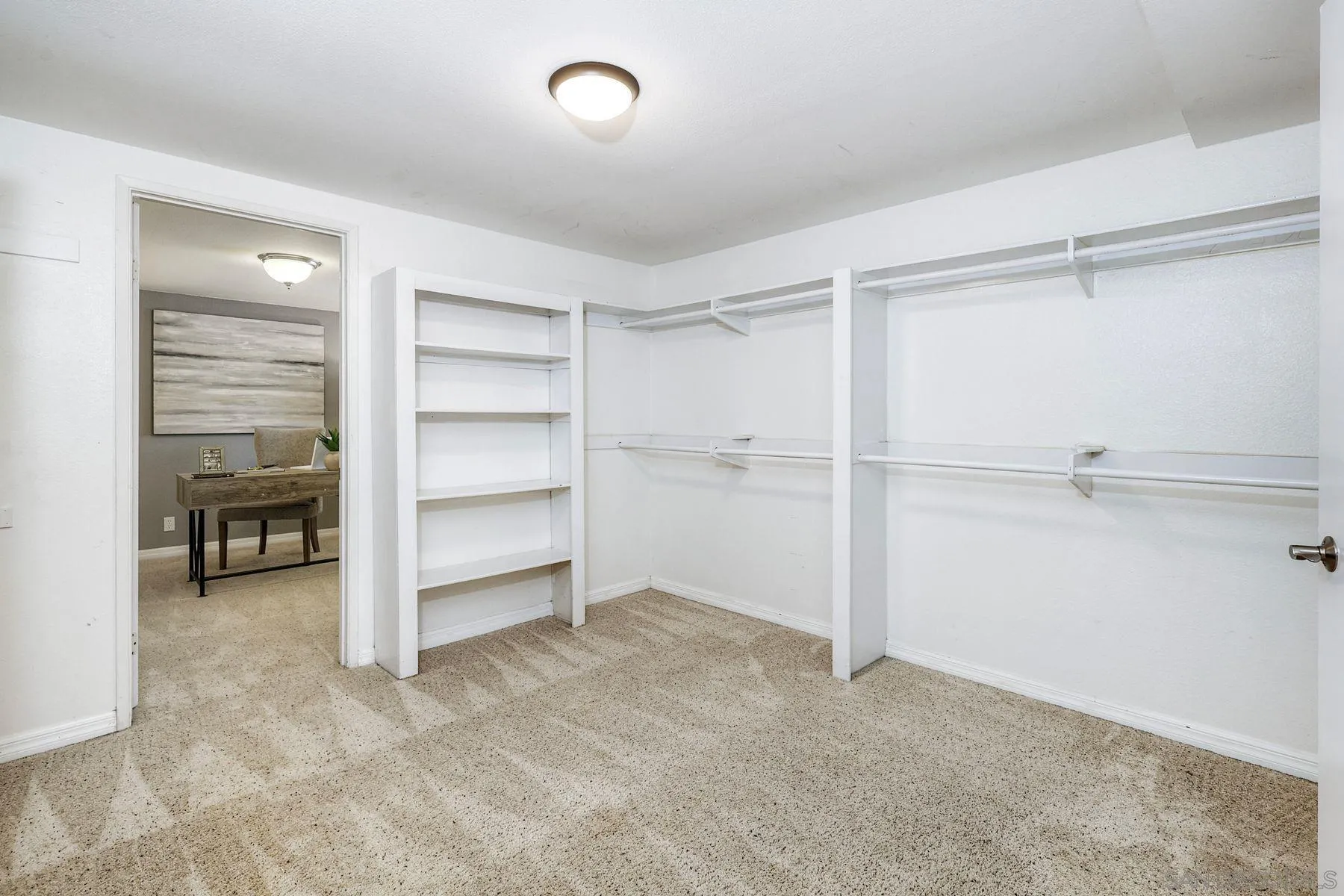 https://cdn.realtyfeed.com/cdn/127/260014146/a7a1592c352b3a6851dc86690ce2b743.webp