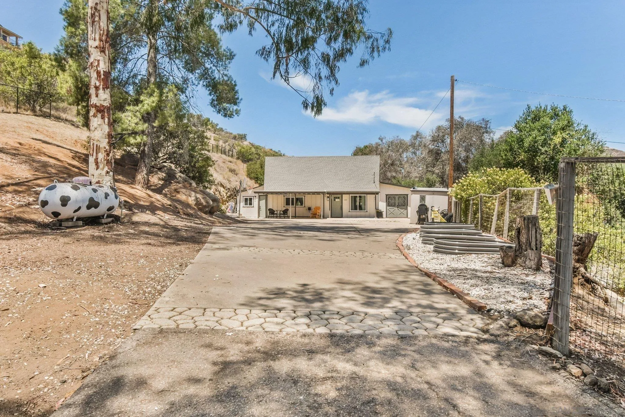 https://cdn.realtyfeed.com/cdn/127/260014147/3fe09a83604c52c7bceb4074333fa967.webp