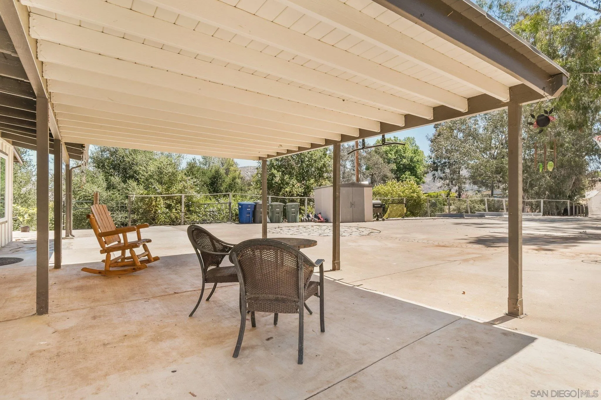 https://cdn.realtyfeed.com/cdn/127/260014147/6356a60ec85e7dbacd0b398f04415220.webp
