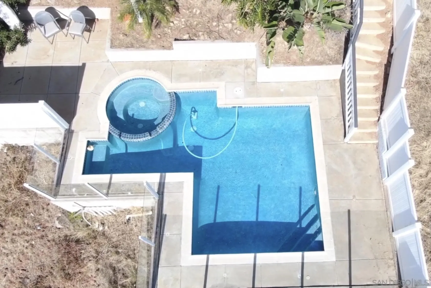 https://cdn.realtyfeed.com/cdn/127/260014148/2ff476bd932555a50062372e321ae345.webp