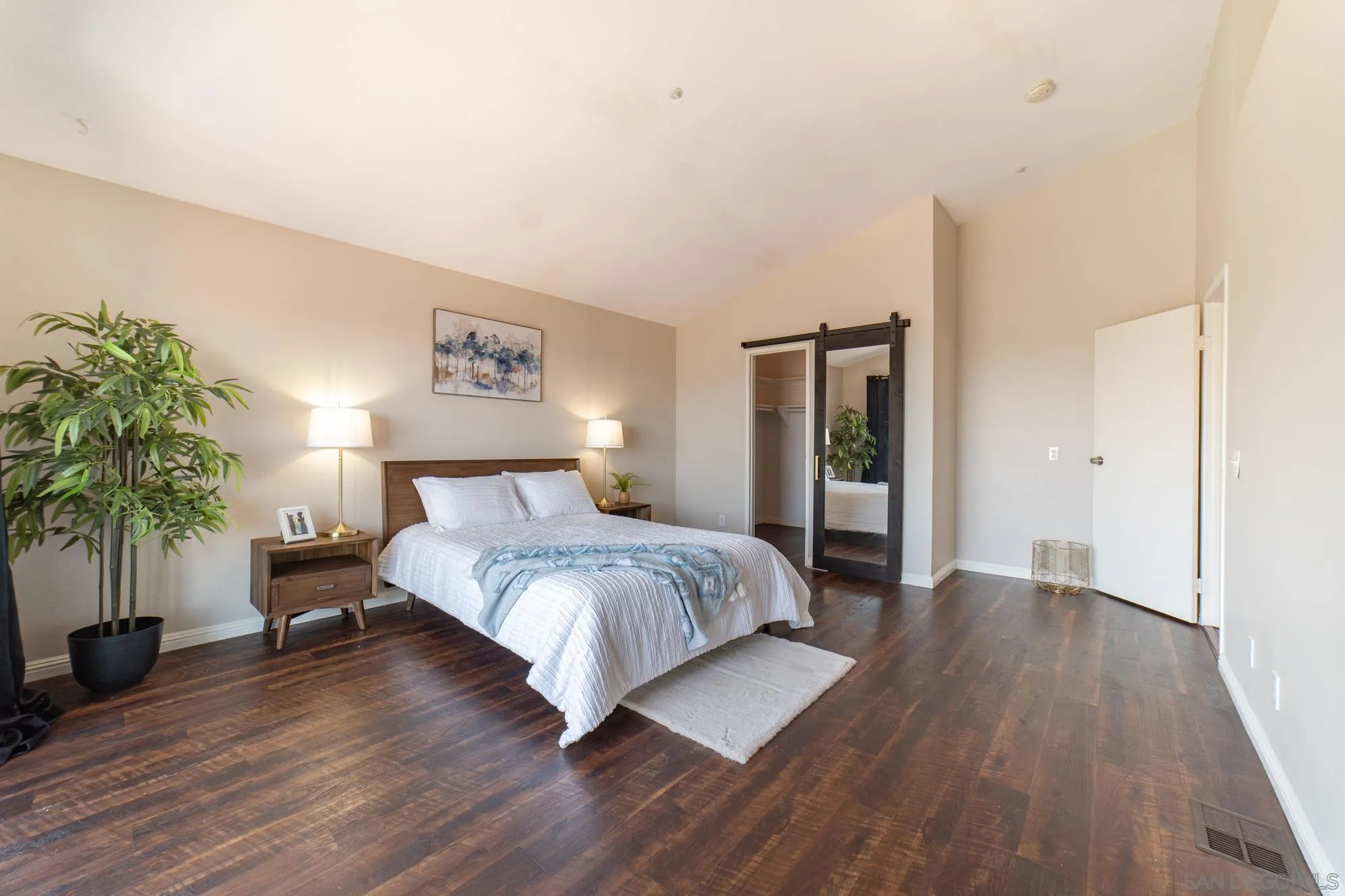 https://cdn.realtyfeed.com/cdn/127/260014148/7e89a93c9a6f8f9e6a3f58a52d58855d.webp