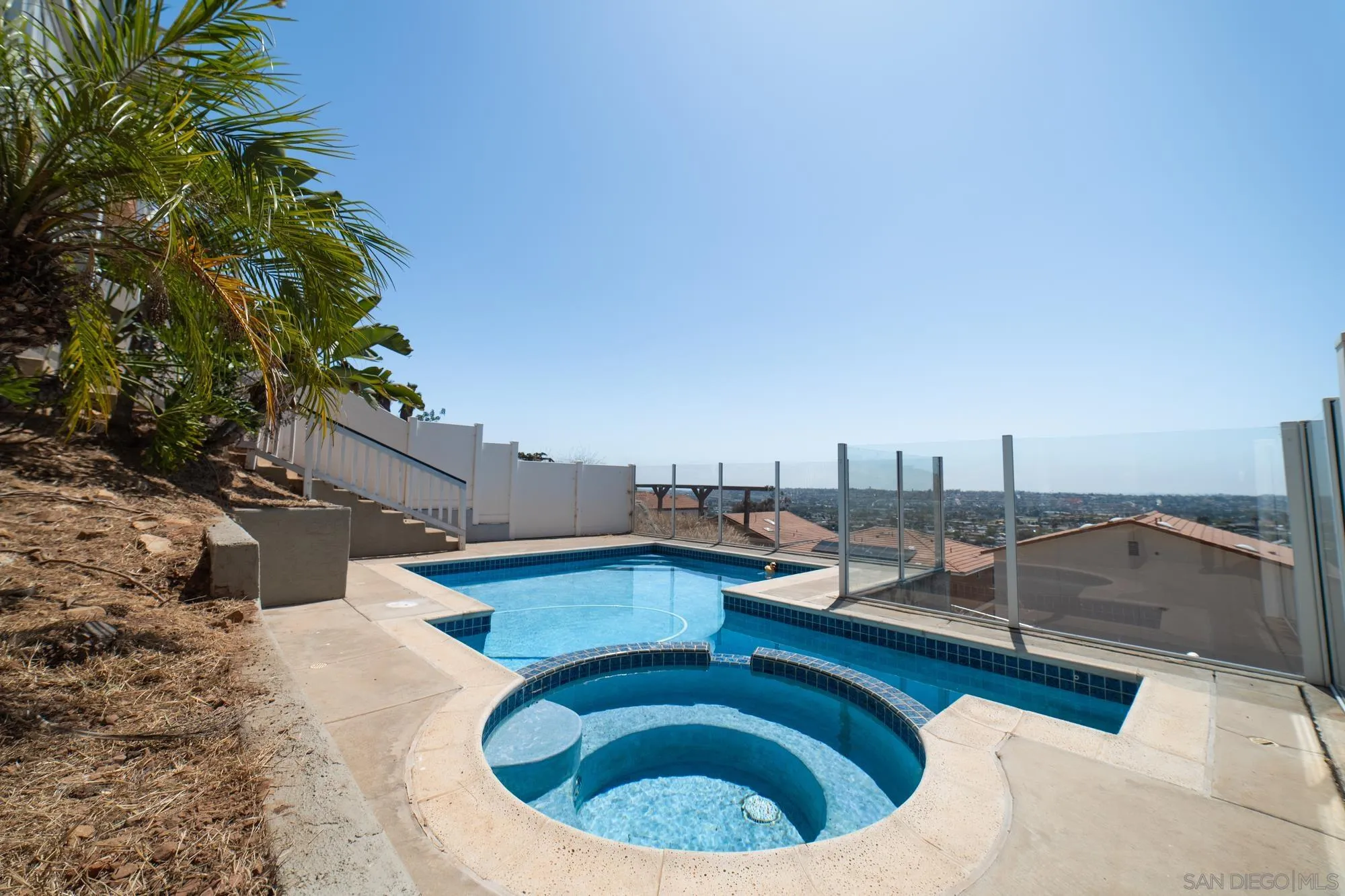 https://cdn.realtyfeed.com/cdn/127/260014148/d714f24128e162decd72e342e5823ec4.webp