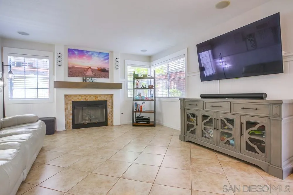 https://cdn.realtyfeed.com/cdn/127/260014151/413faad8385690c4dcbd7fe466c8c4d7.webp