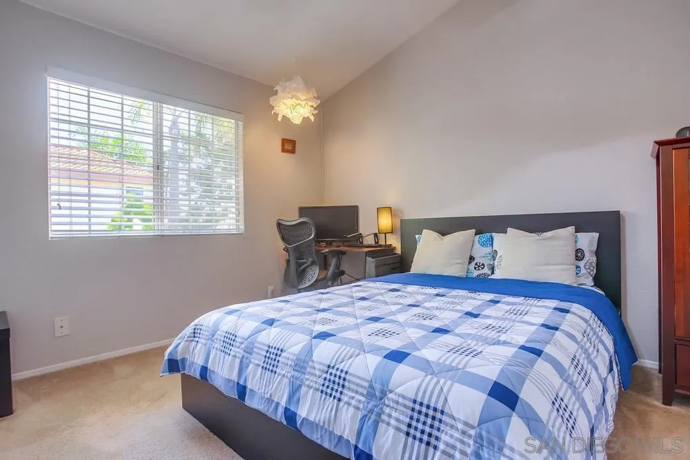 https://cdn.realtyfeed.com/cdn/127/260014151/65df66ce0e065fce4c8d9eb930f21f8d.webp