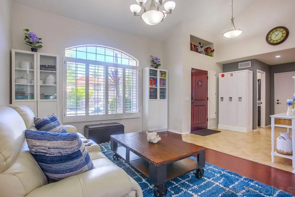 https://cdn.realtyfeed.com/cdn/127/260014151/79146c4aeff49b878251d29b70f3924b.webp
